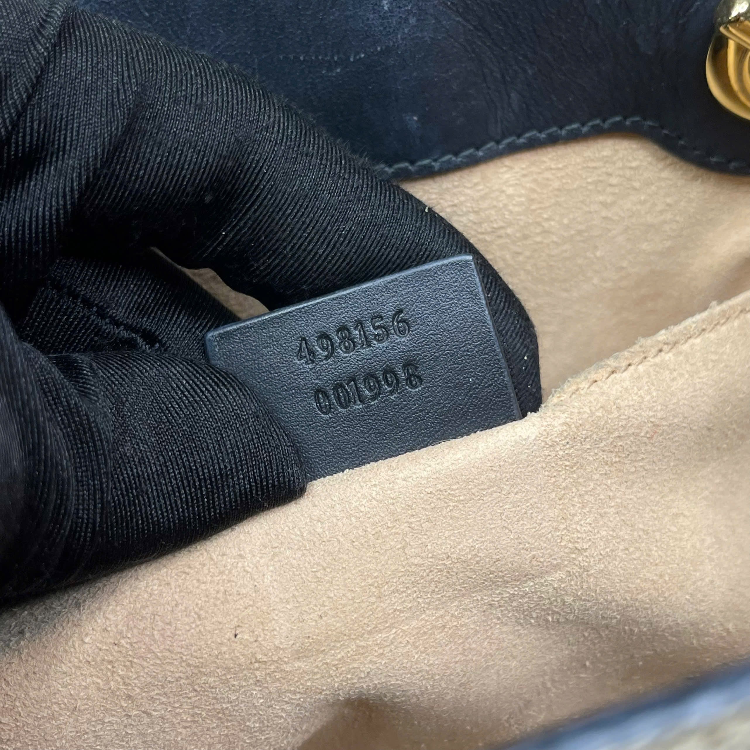 Gucci Padlock GG Supreme Bee phối da đen