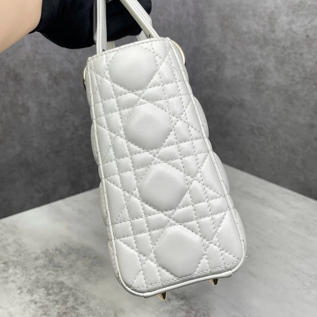 Dior Lady Dior Small Trắng