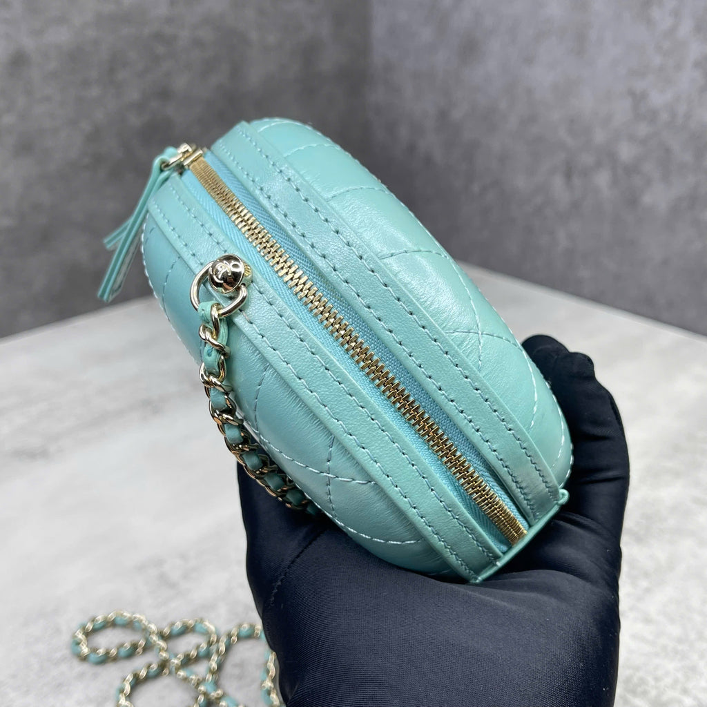 Chanel Round Mini Quilted Leather – Xanh Mint Code 27