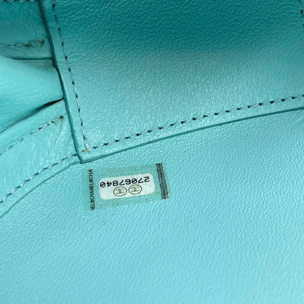 Chanel Round Mini Quilted Leather – Xanh Mint Code 27