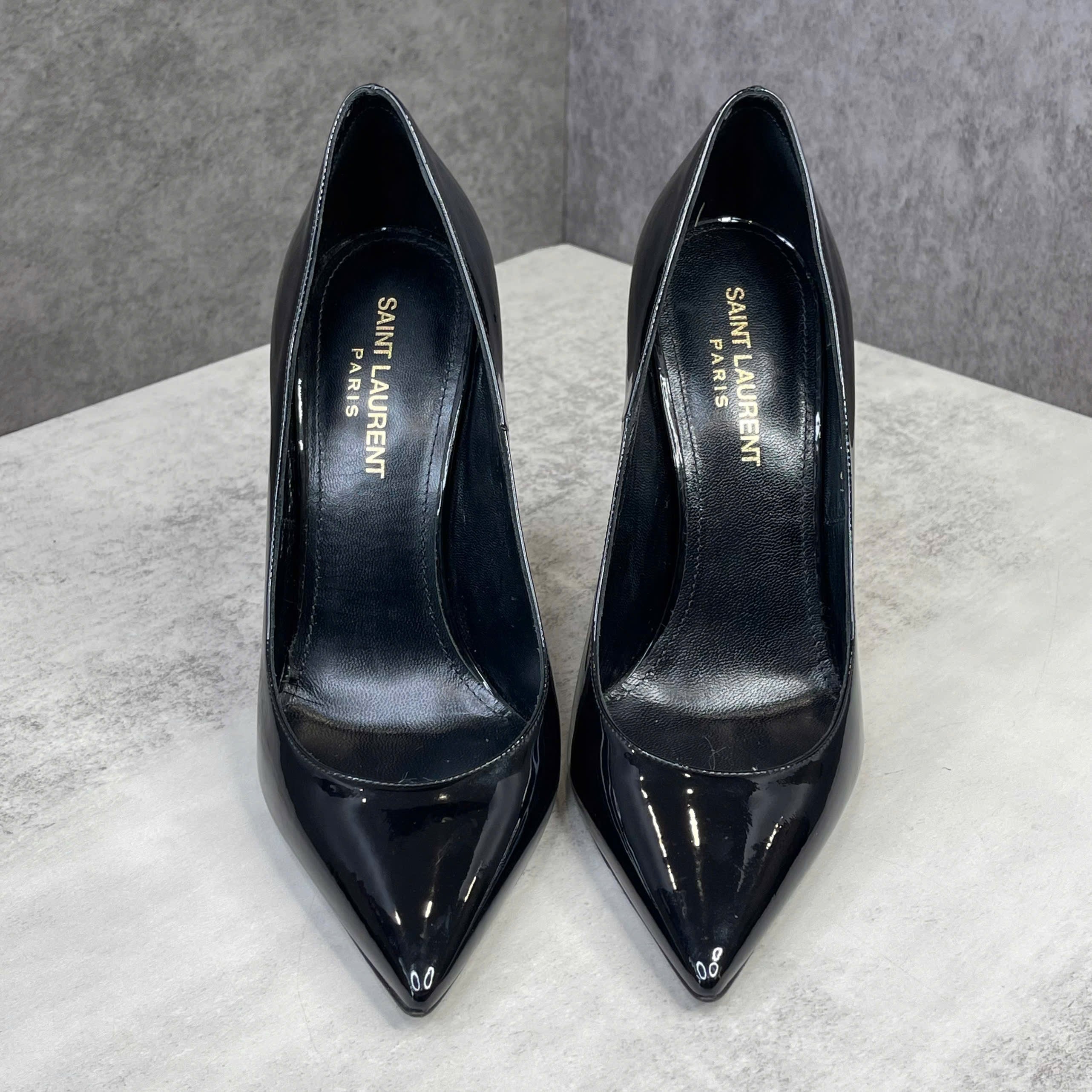 Guốc Saint Laurent Opyum Pumps Patent Leather Black – Gót YSL Gold Size 37