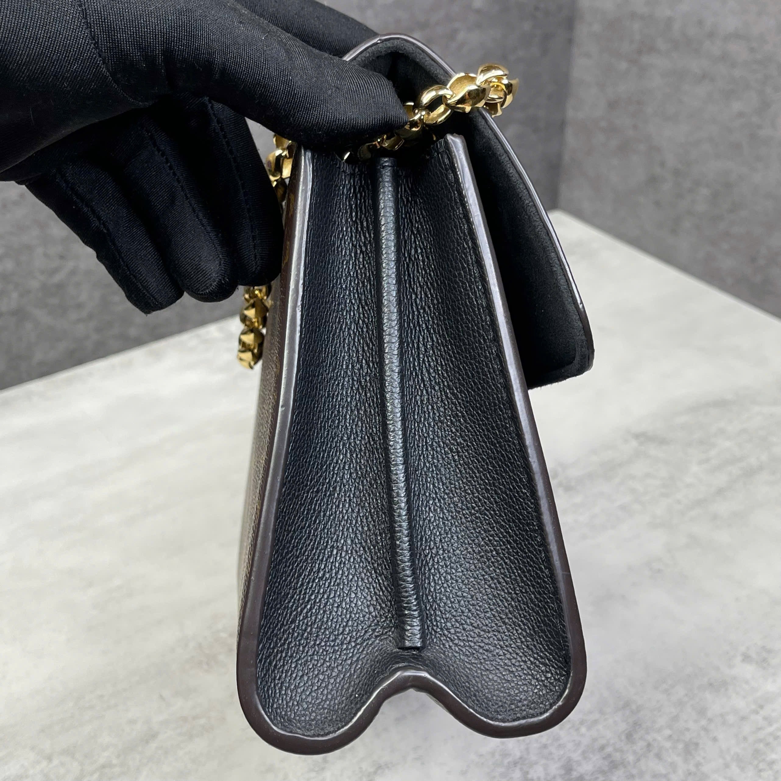 Louis Vuitton Victoire Monogram Chain Bag