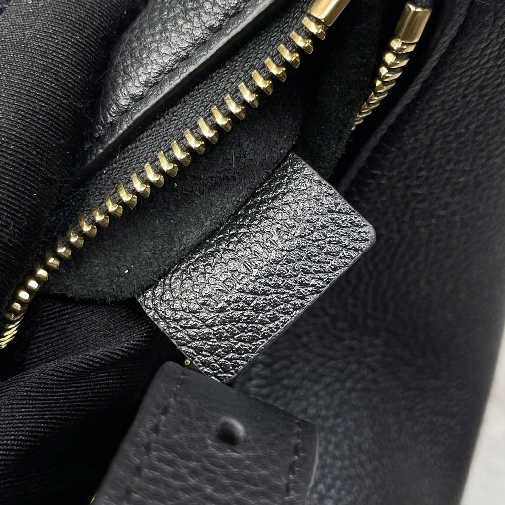 Celine Ava Hobo Bag da đen