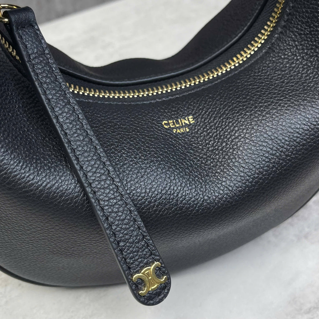 Celine Ava Hobo Bag da đen