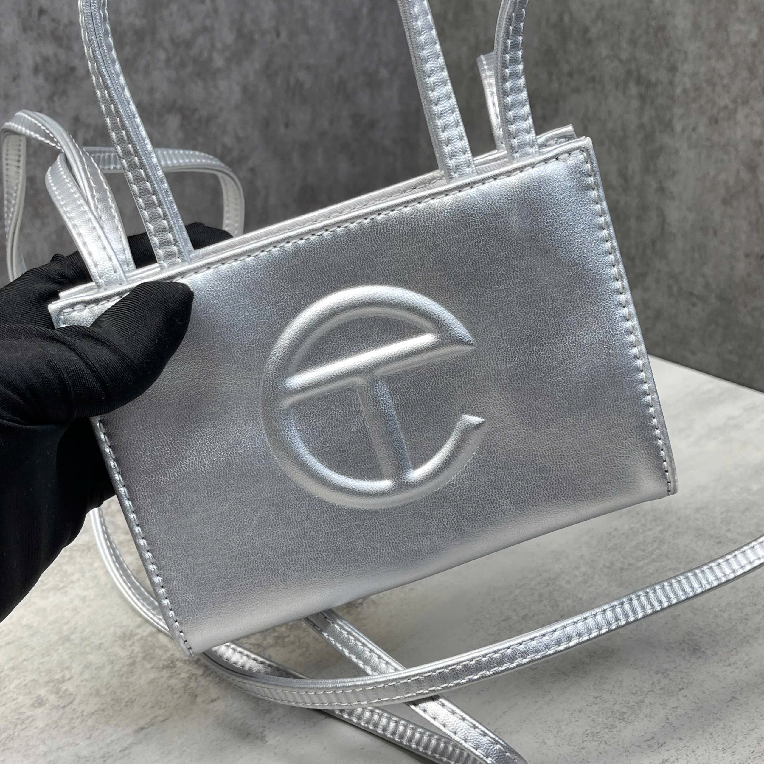 Telfar Shopping Bag mini màu bạc