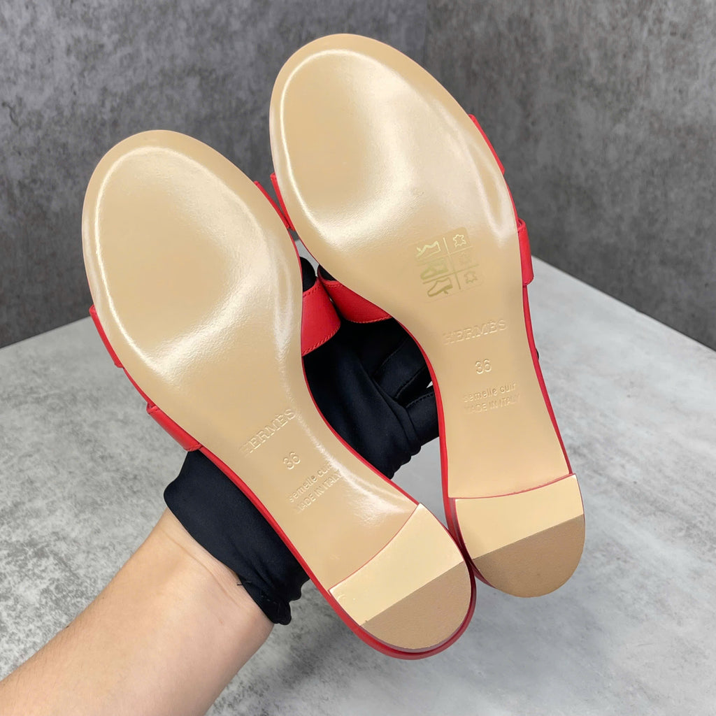Dép Hermès Oasis sandal gót vuông màu đỏ size 36