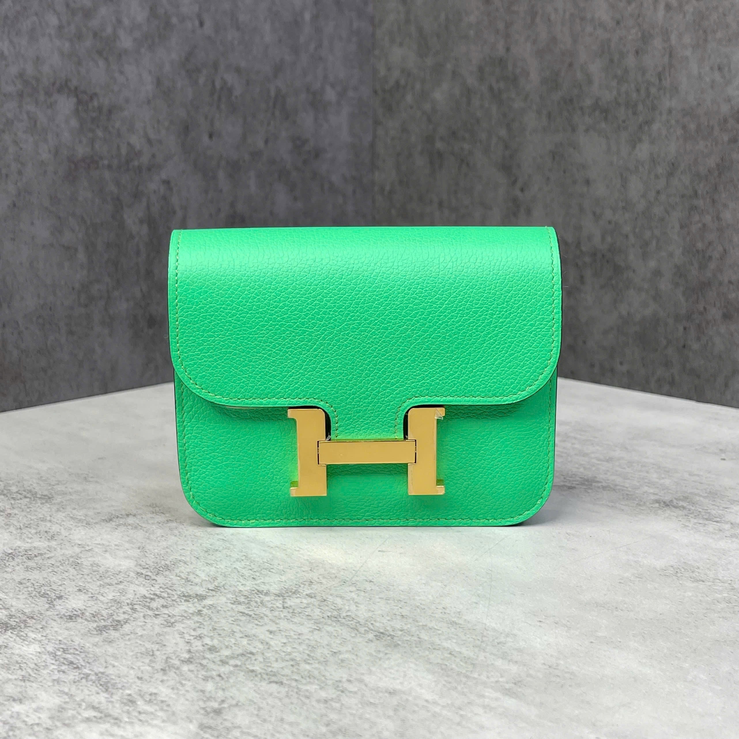 Hermès Constance Mini màu xanh lá kèm ví nhỏ xanh dương