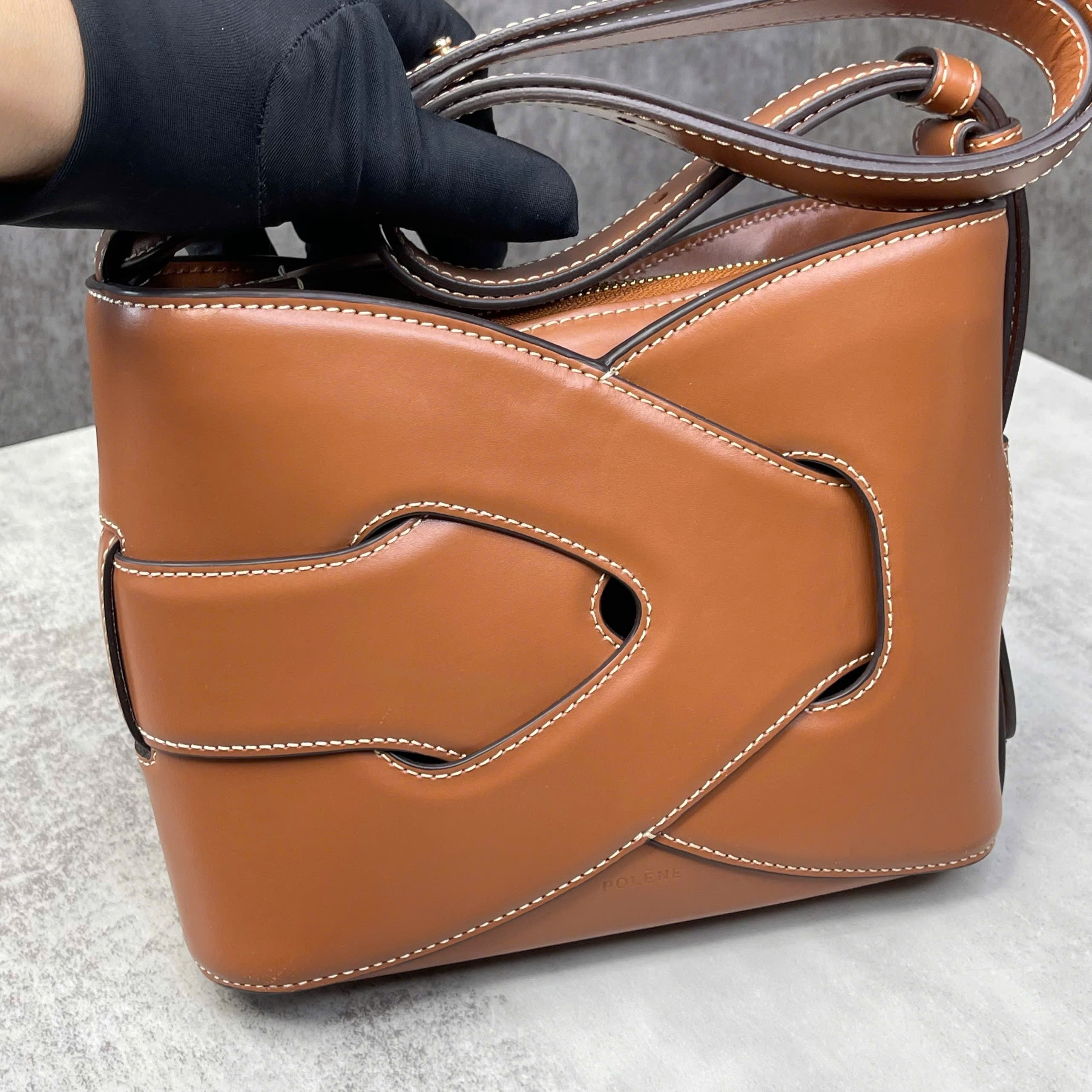 Polène Numéro Sept Crossbody