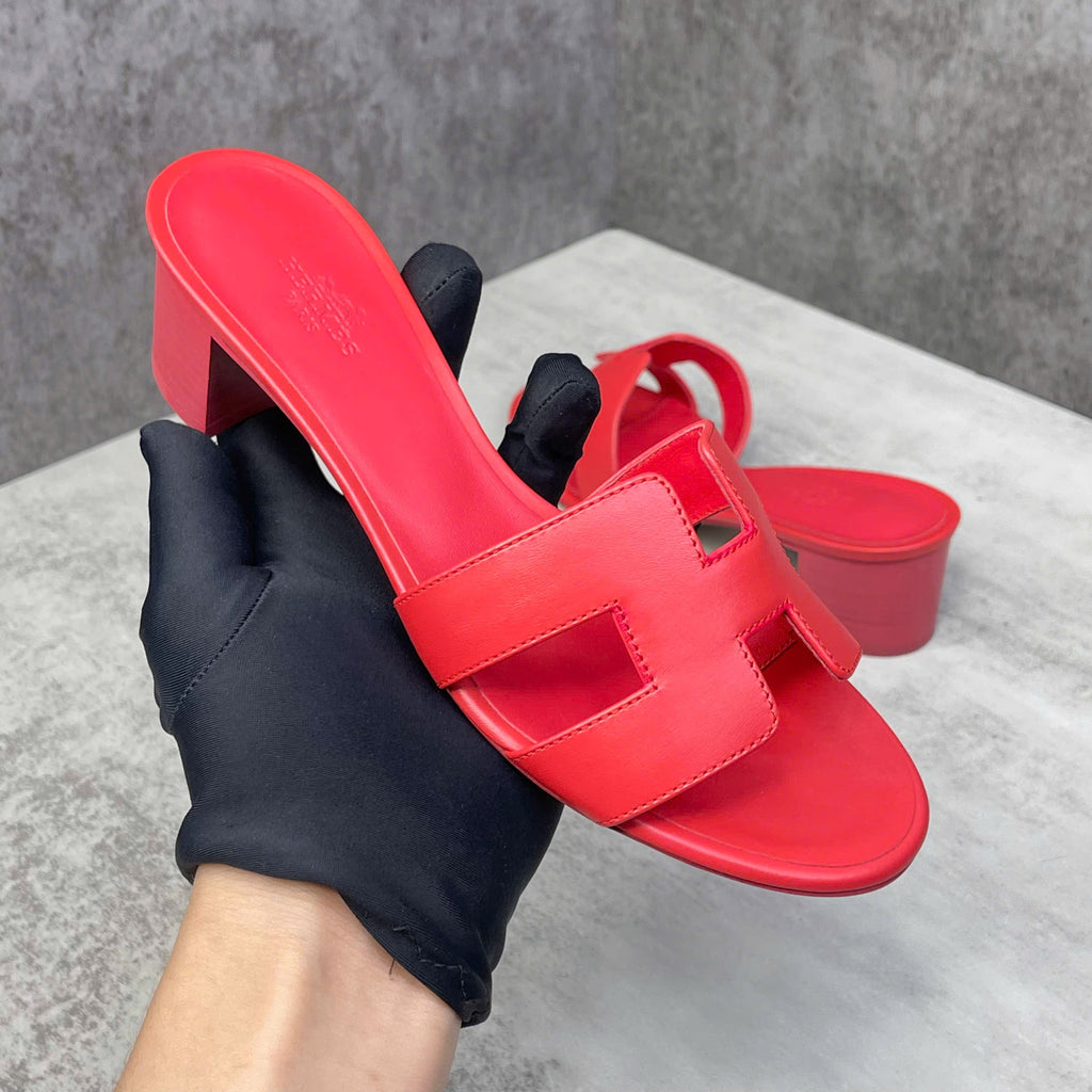 Dép Hermès Oasis sandal gót vuông màu đỏ size 36