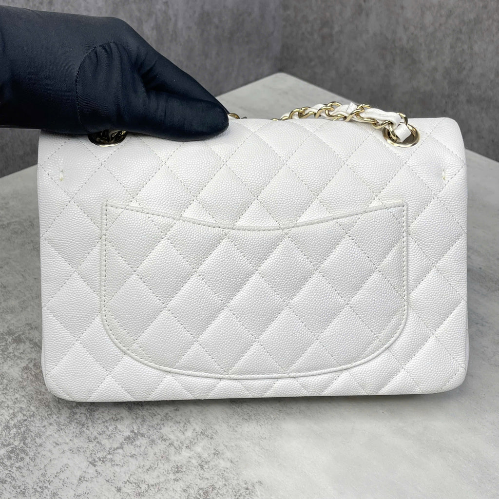 Chanel Classic Flap – Trắng (Size Small)
