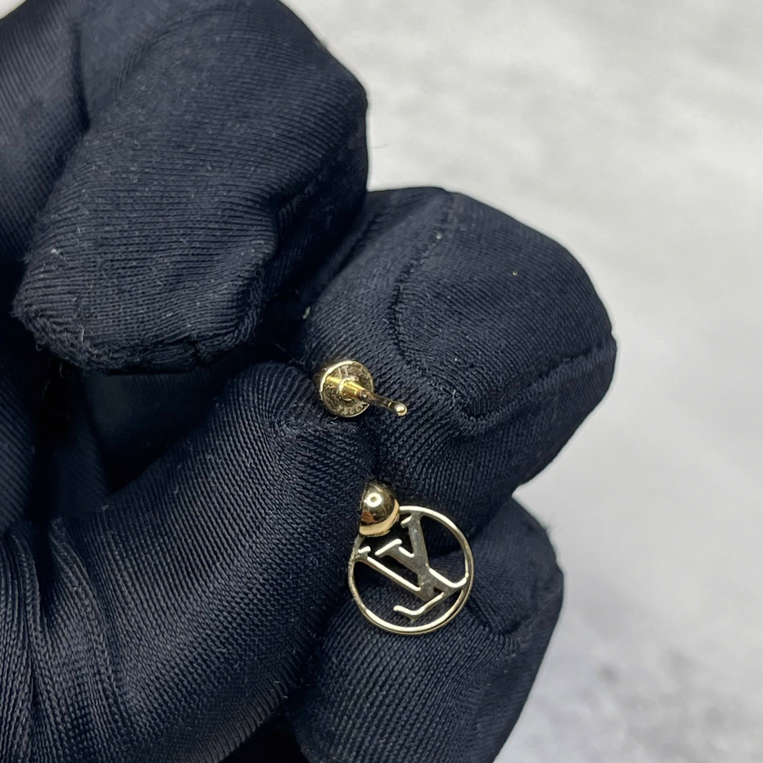 Bông tai Louis Vuitton LV Circle – mạ vàng