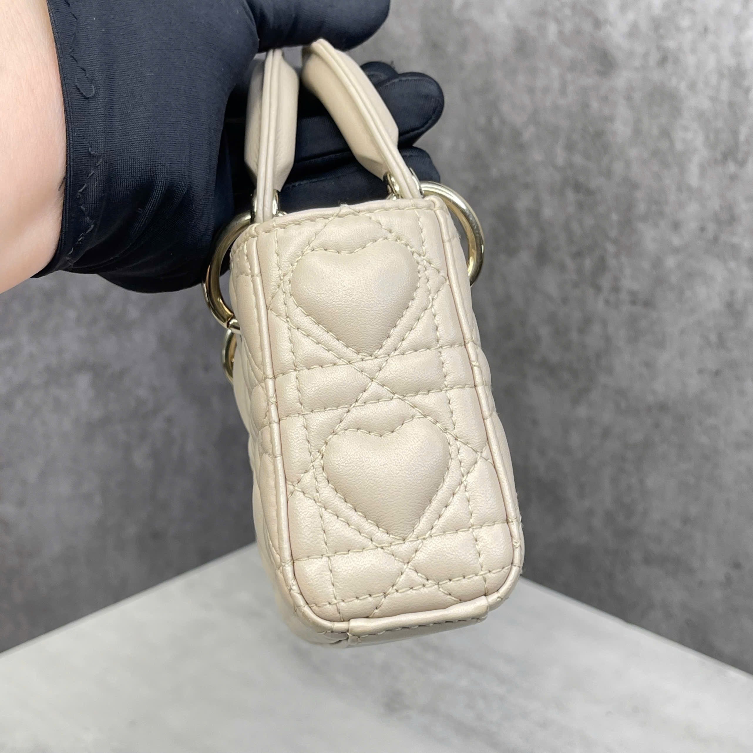 Dior Lady Dior Micro – Da cannage màu beige