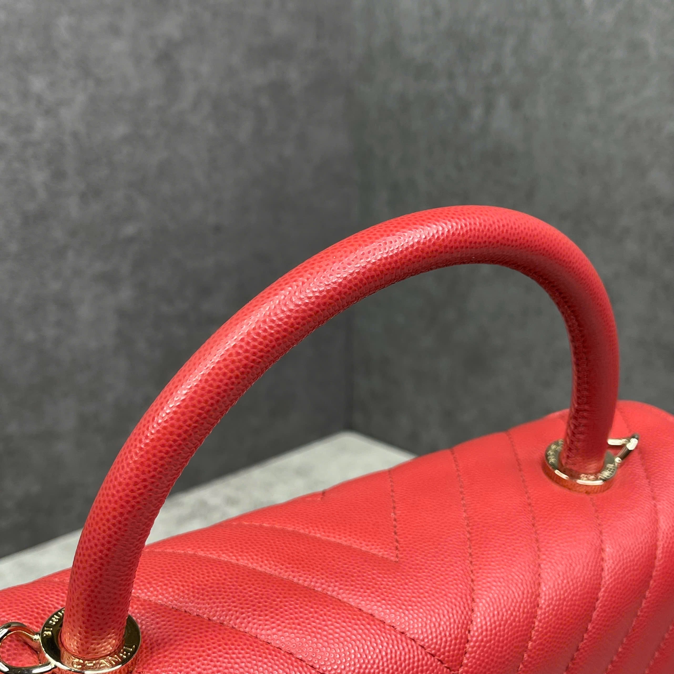 Chanel Coco 9.5 Handle Chevron