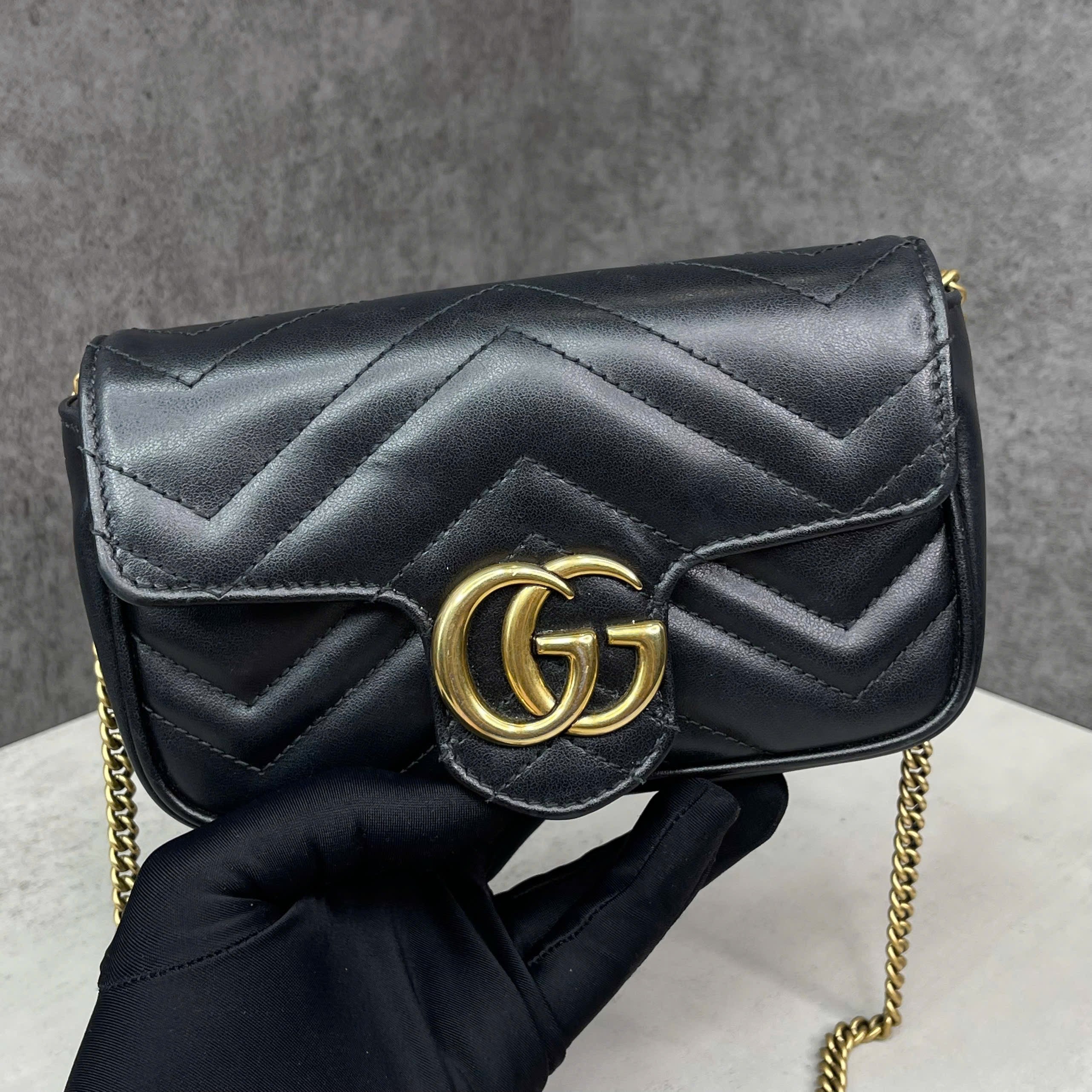 Gucci GG Marmont super mini màu đen