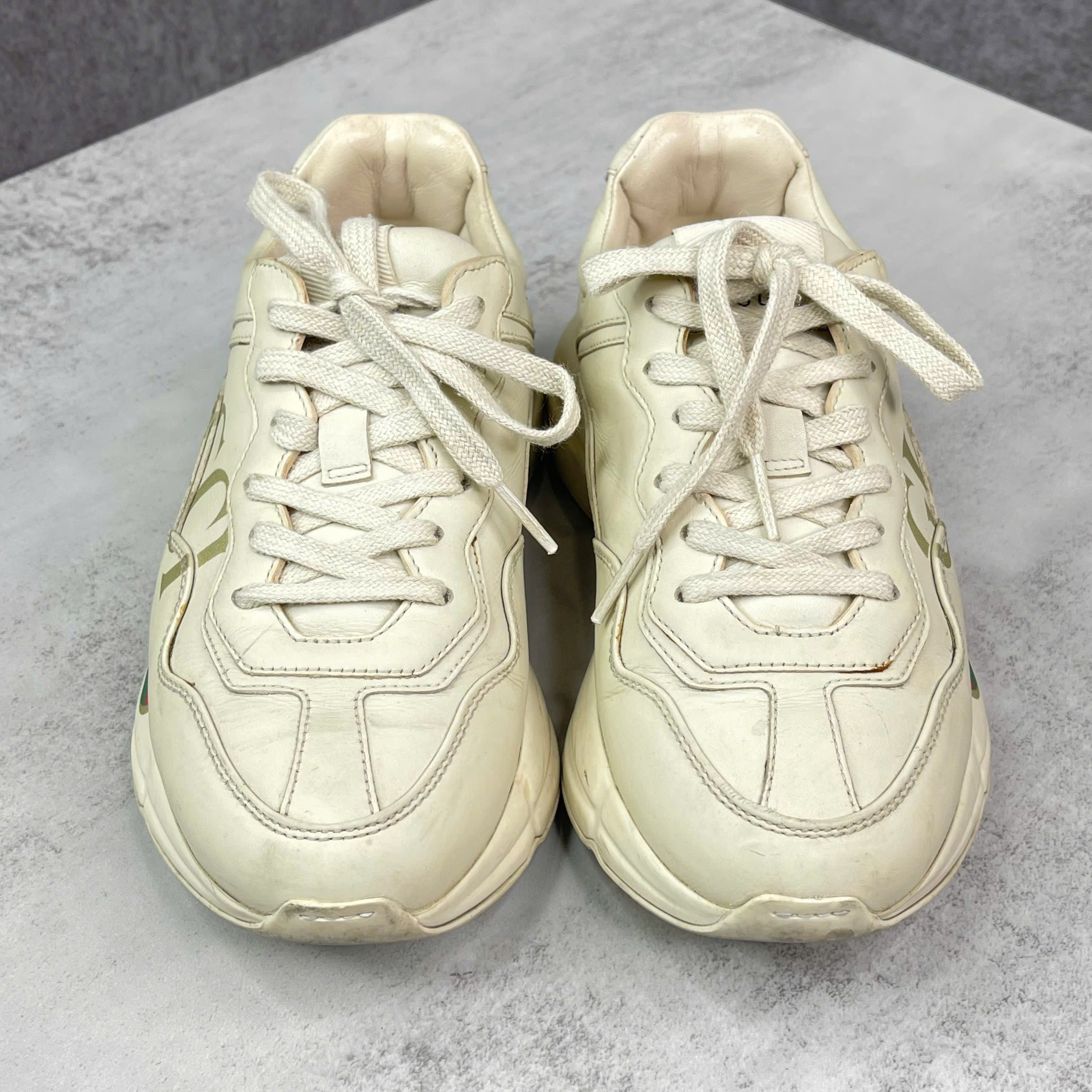 Giày sneaker Gucci Rhyton trắng – size 35