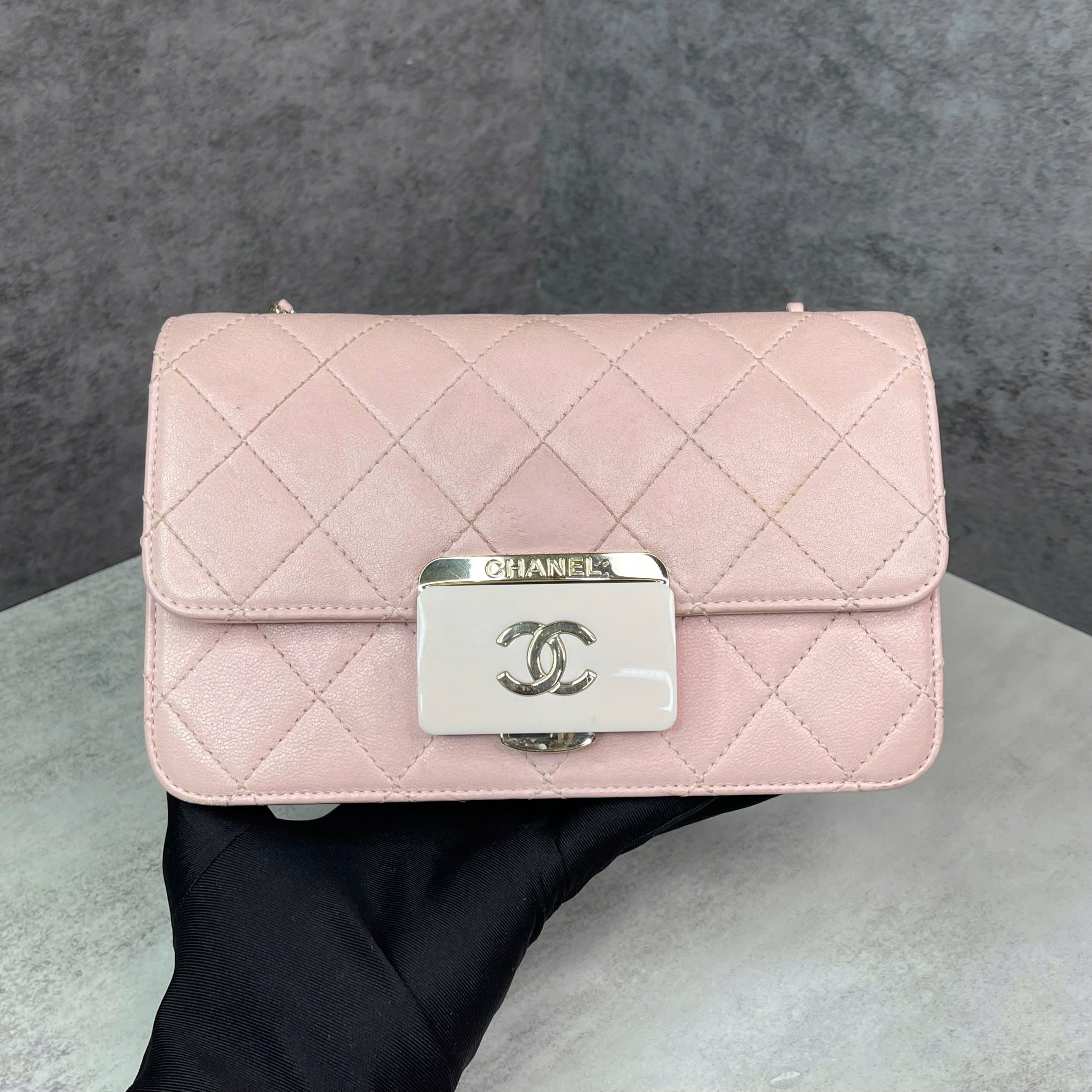 Chanel Classic Flap Pink