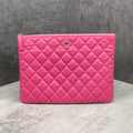 Clutch Chanel Classic Quilted O-Case Pink