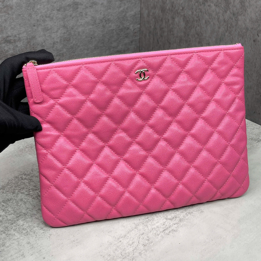 Clutch Chanel Classic Quilted O-Case Pink