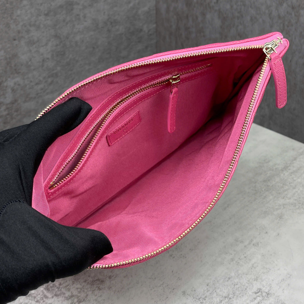 Clutch Chanel Classic Quilted O-Case Pink