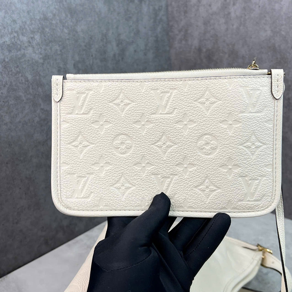 Louis Vuitton CarryAll Monogram Empreinte Blanc
