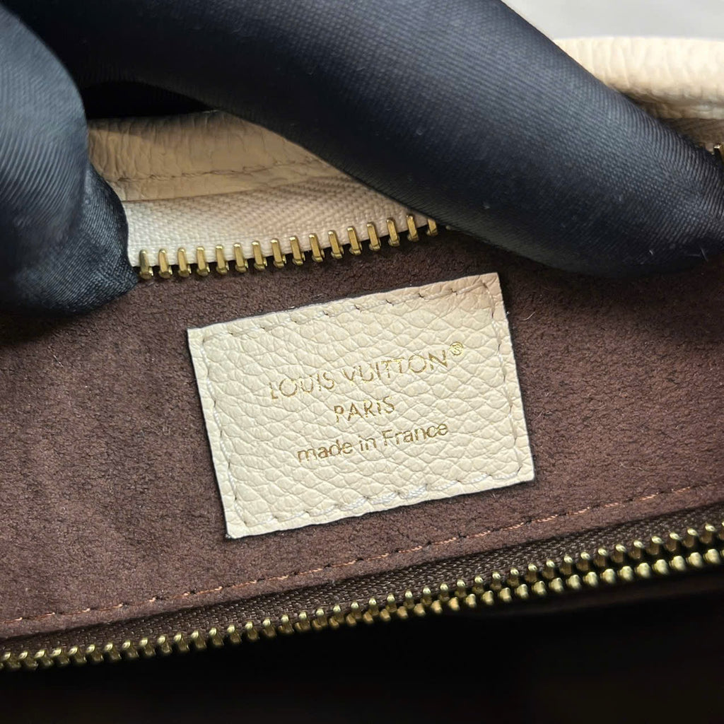 Louis Vuitton CarryAll Monogram Empreinte Blanc