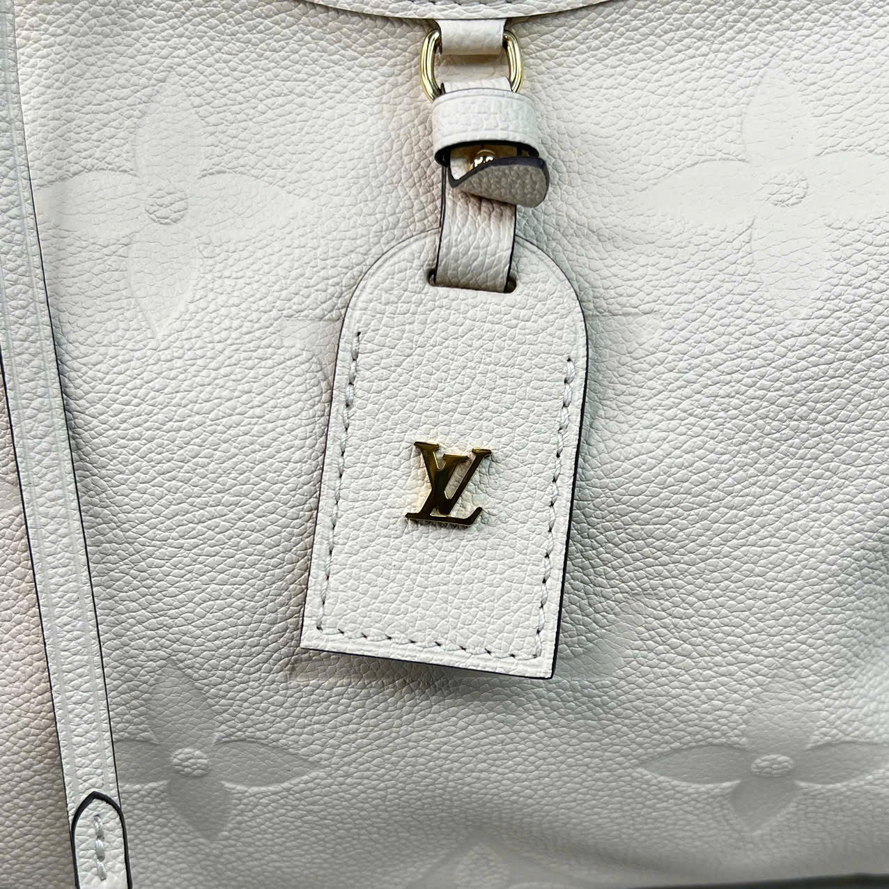 Louis Vuitton CarryAll Monogram Empreinte Blanc
