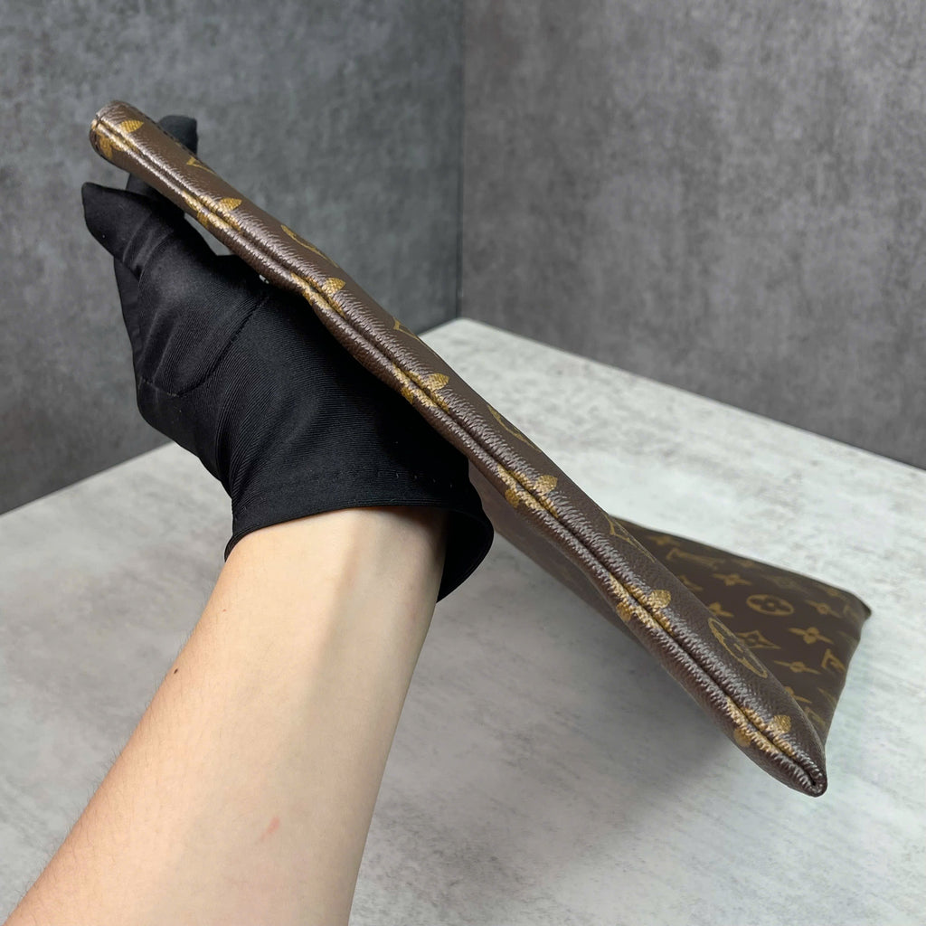 Clutch Louis Vuitton Pochette Voyage Monogram Chain