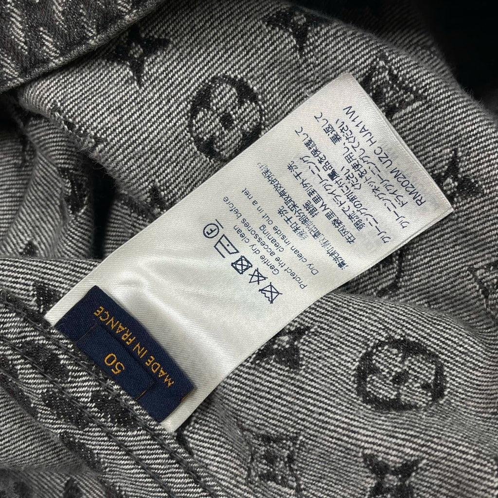 Áo khoác Louis Vuitton Monogram Denim Patchwork size 50