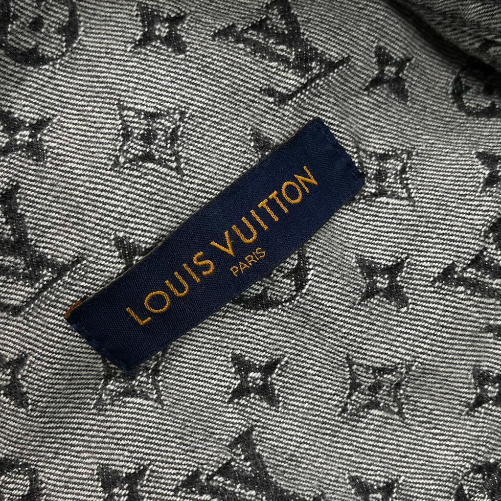 Áo khoác Louis Vuitton Monogram Denim Patchwork size 50