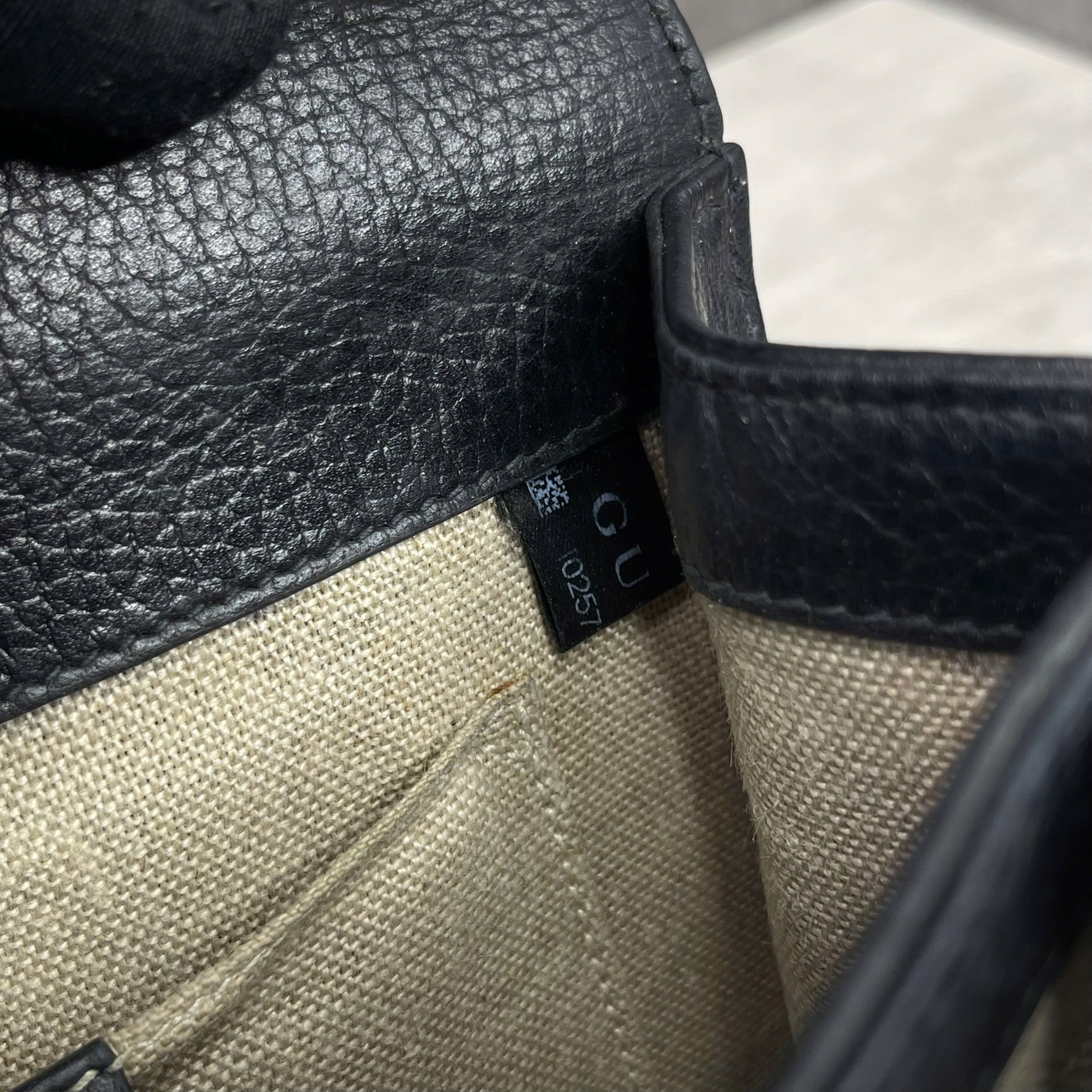 Gucci Interlocking G Leather Black