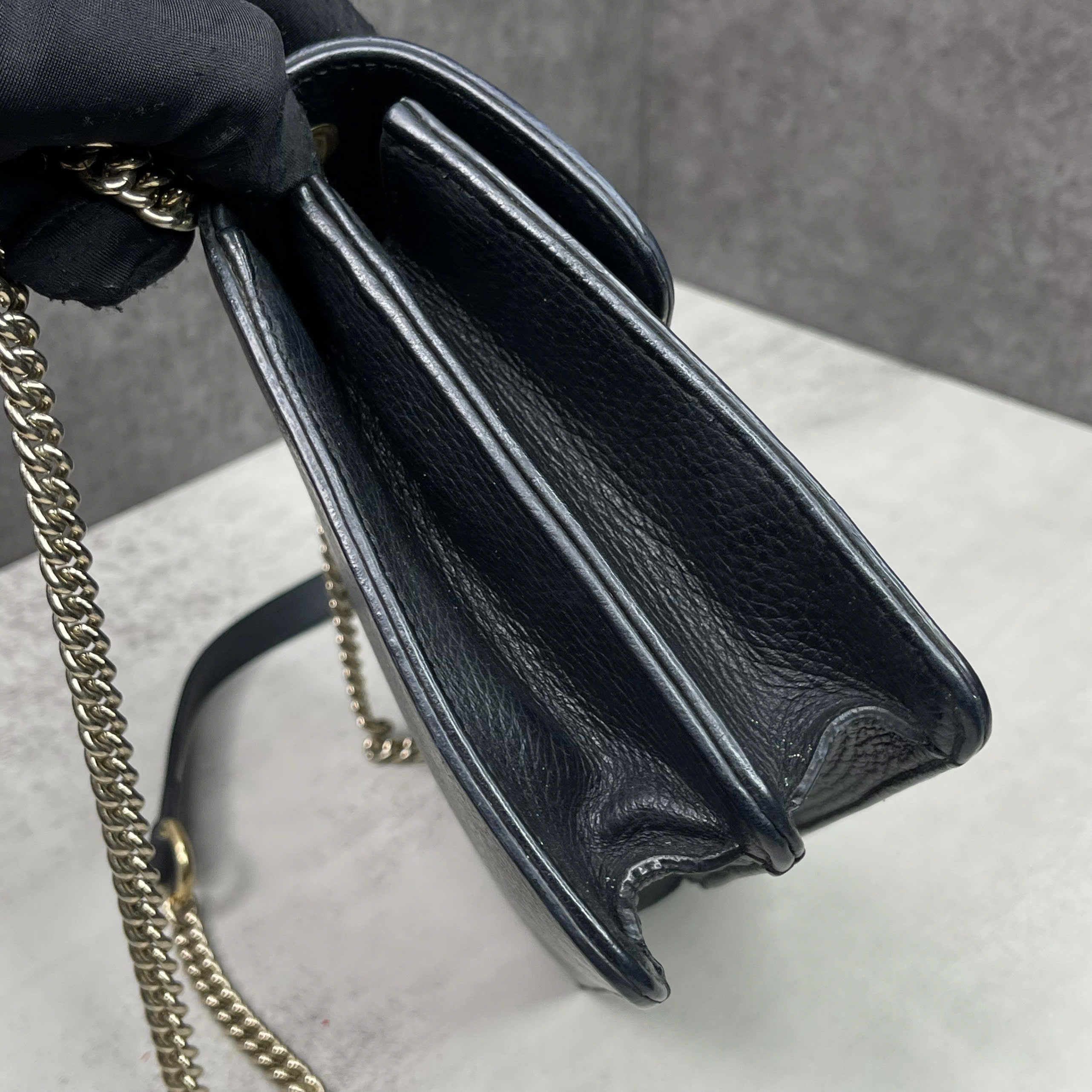 Gucci Interlocking G Leather Black