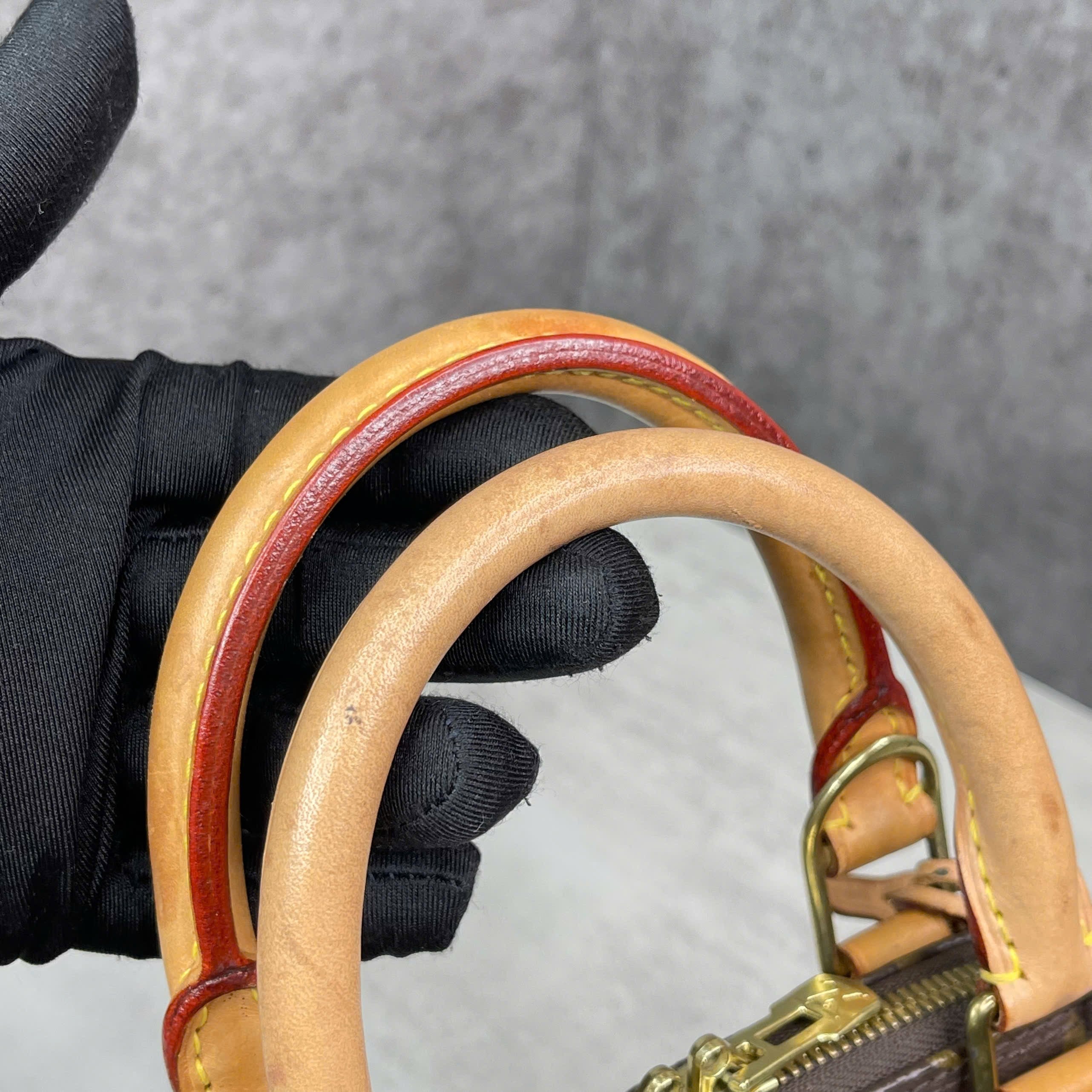 Louis Vuitton Alma BB