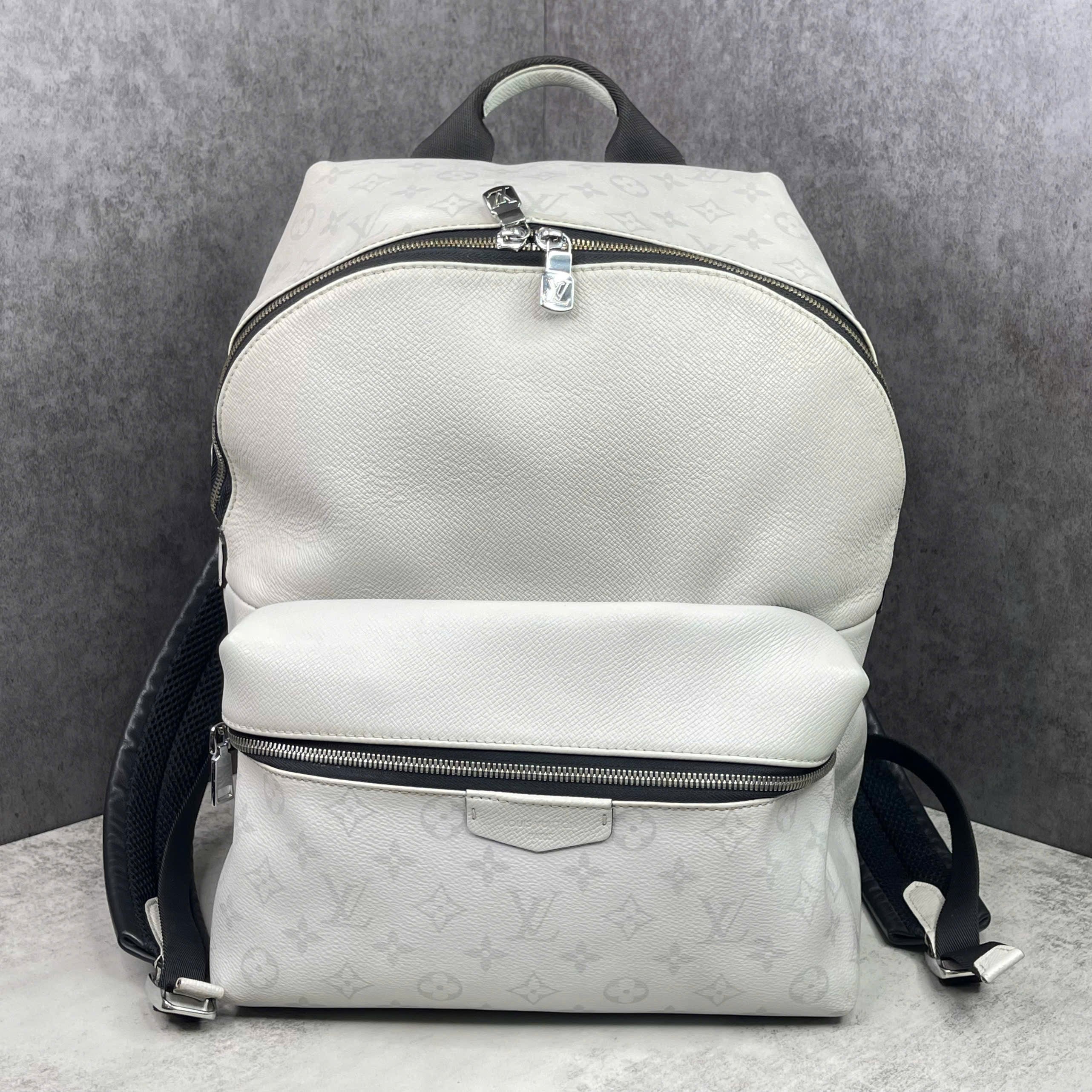 Balo Louis Vuitton trắng