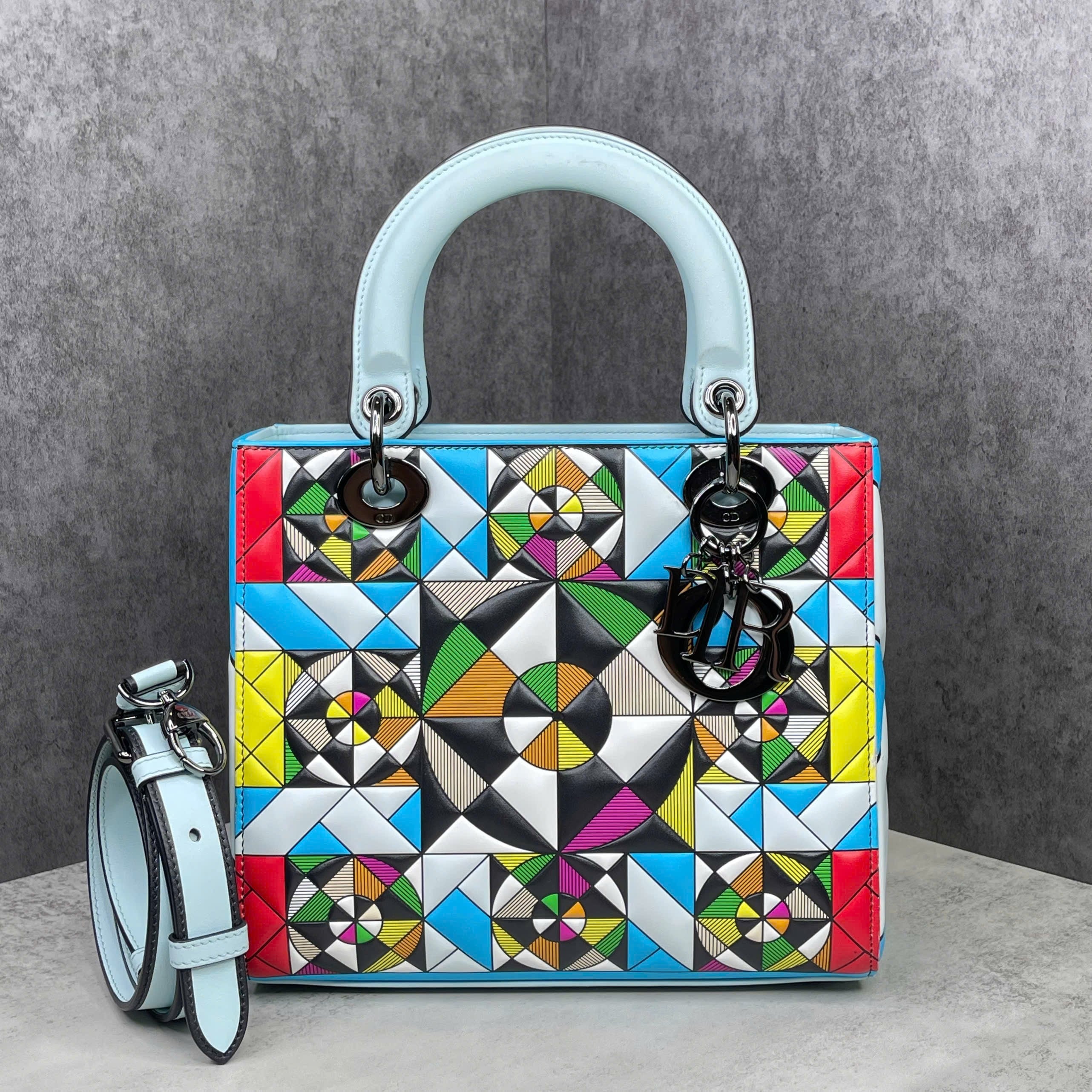 Lady Dior họa tiết hình học đa sắc