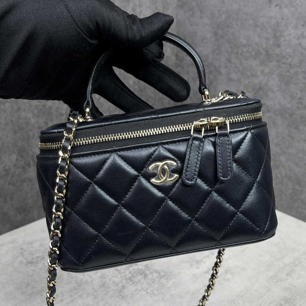 Chanel Vanity Case đen