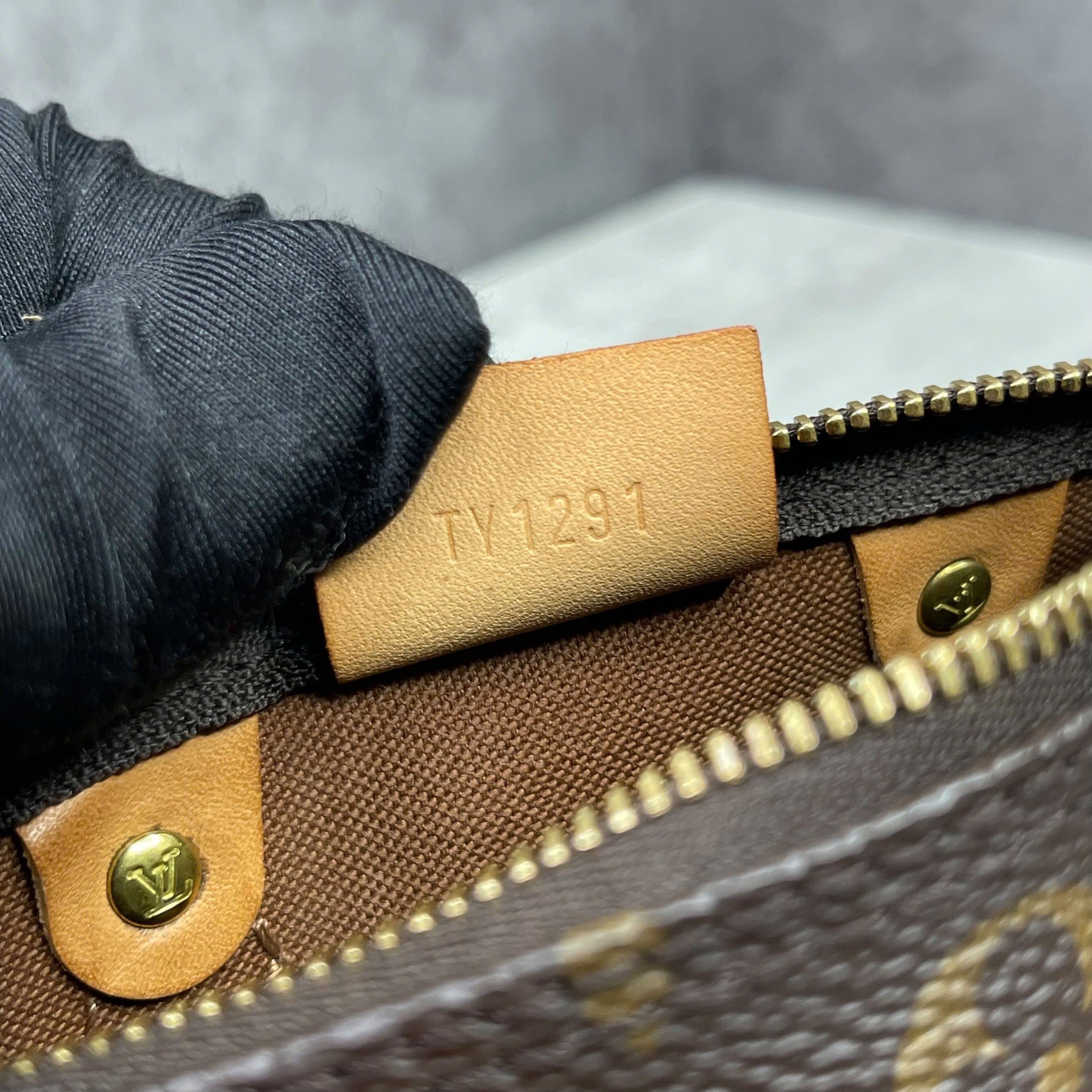 Louis Vuitton Mini Speedy Monogram