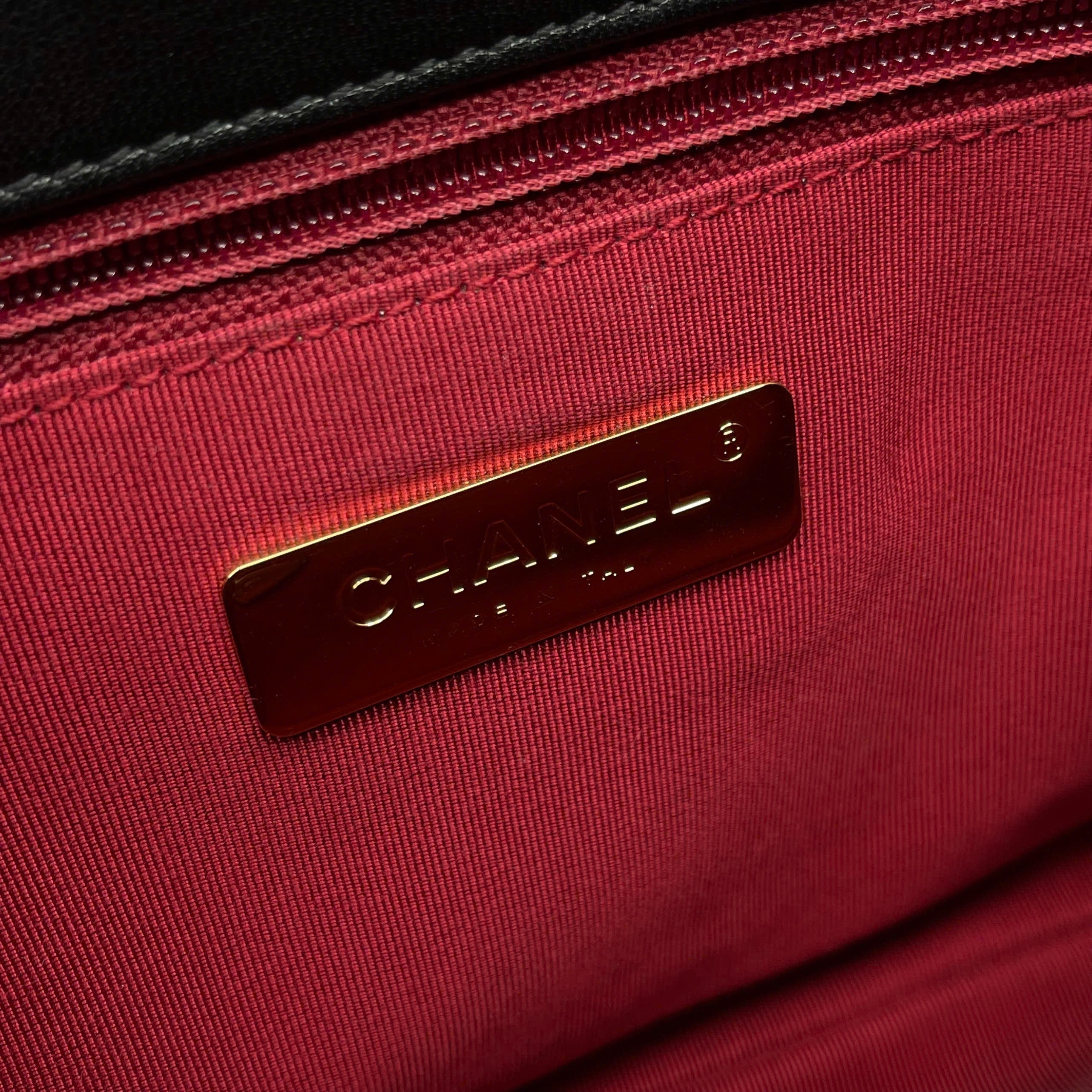 Chanel 19 Flap Bag đen size Small