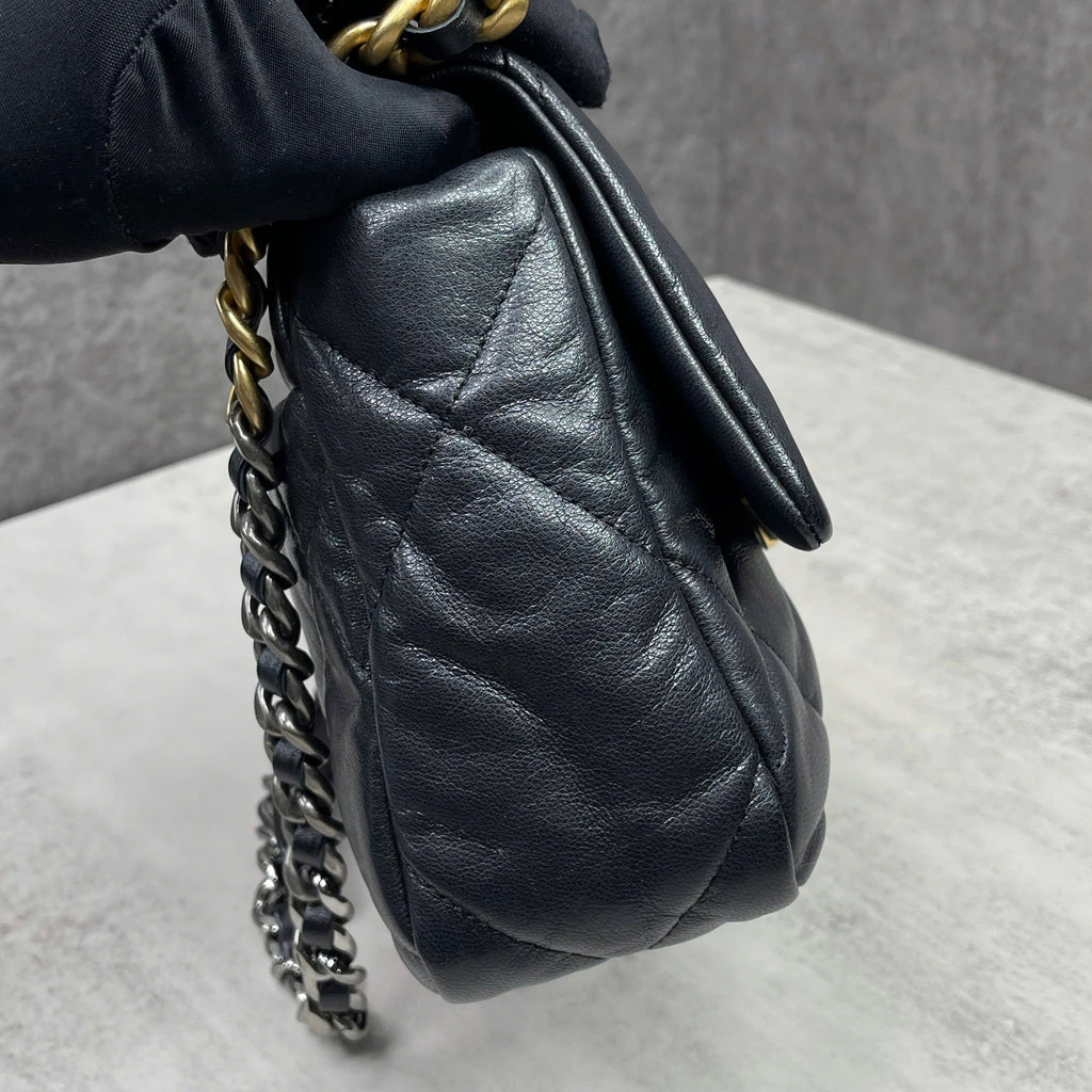 Chanel 19 Flap Bag đen size Small