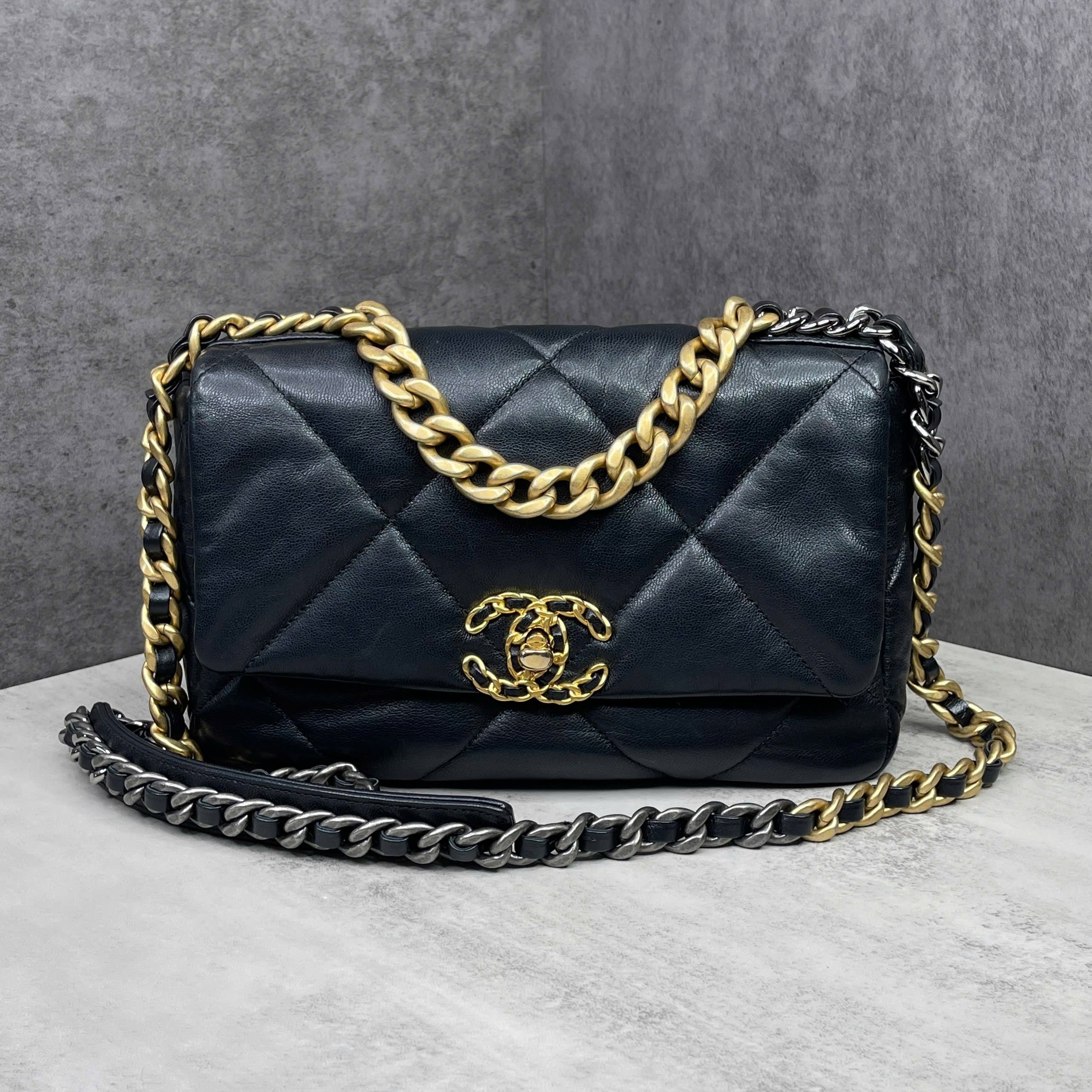 Chanel 19 Flap Bag đen size Small