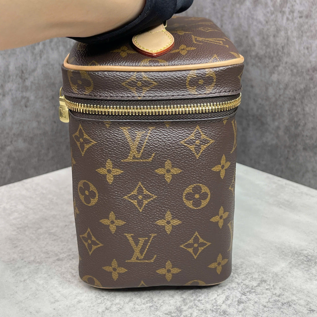 Louis Vuitton Nice BB Monogram Vanity Case