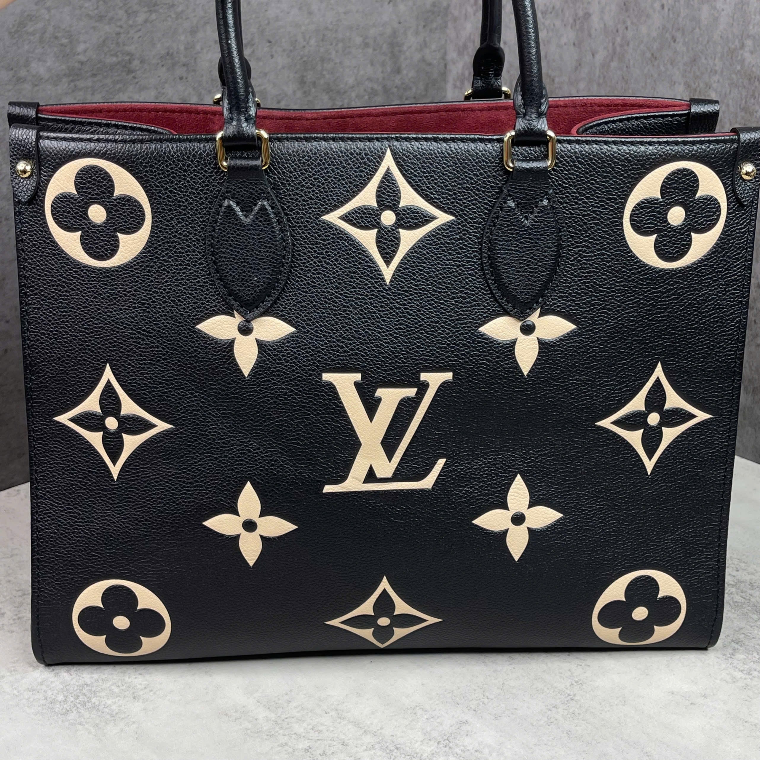 Louis Vuitton OnTheGo MM Giant Monogram Leather Màu Đen