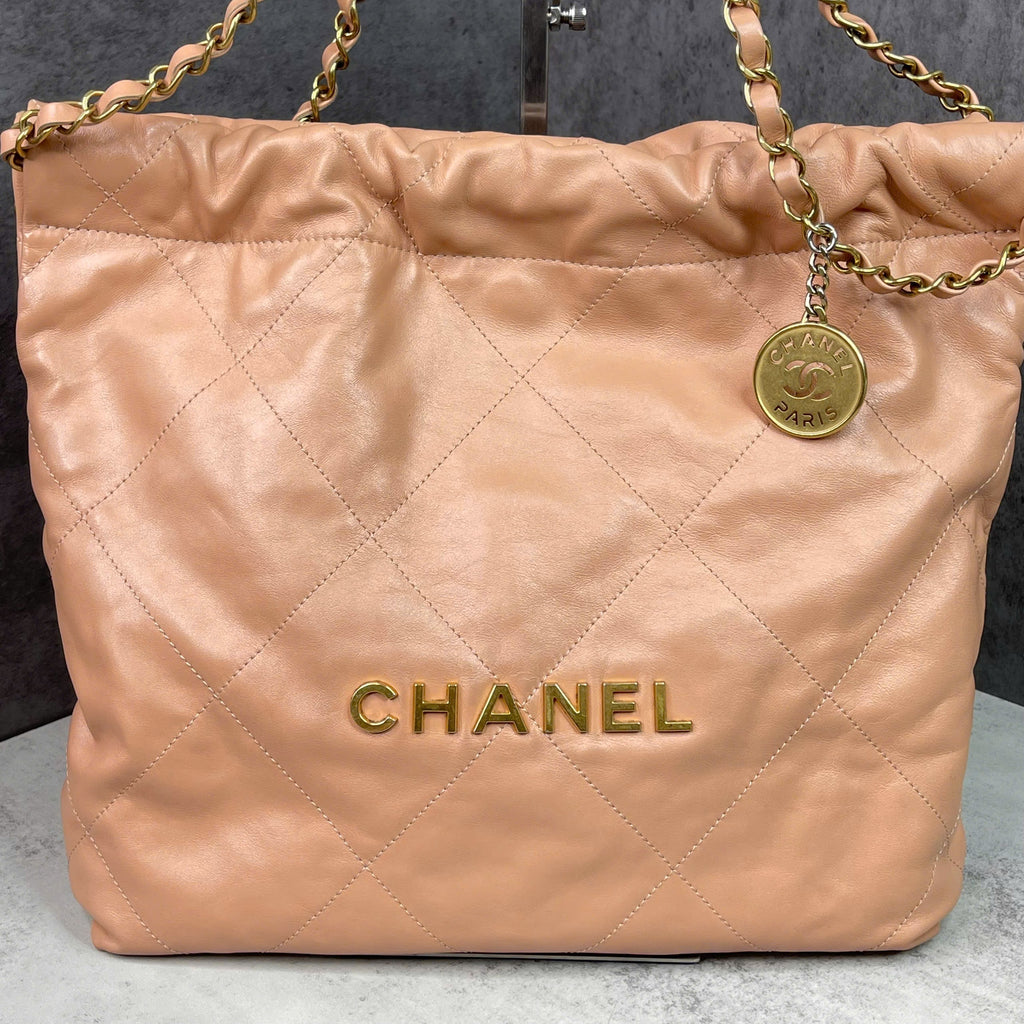Chanel Hobo Quilted Leather Logo Màu Nude (không có cluth)