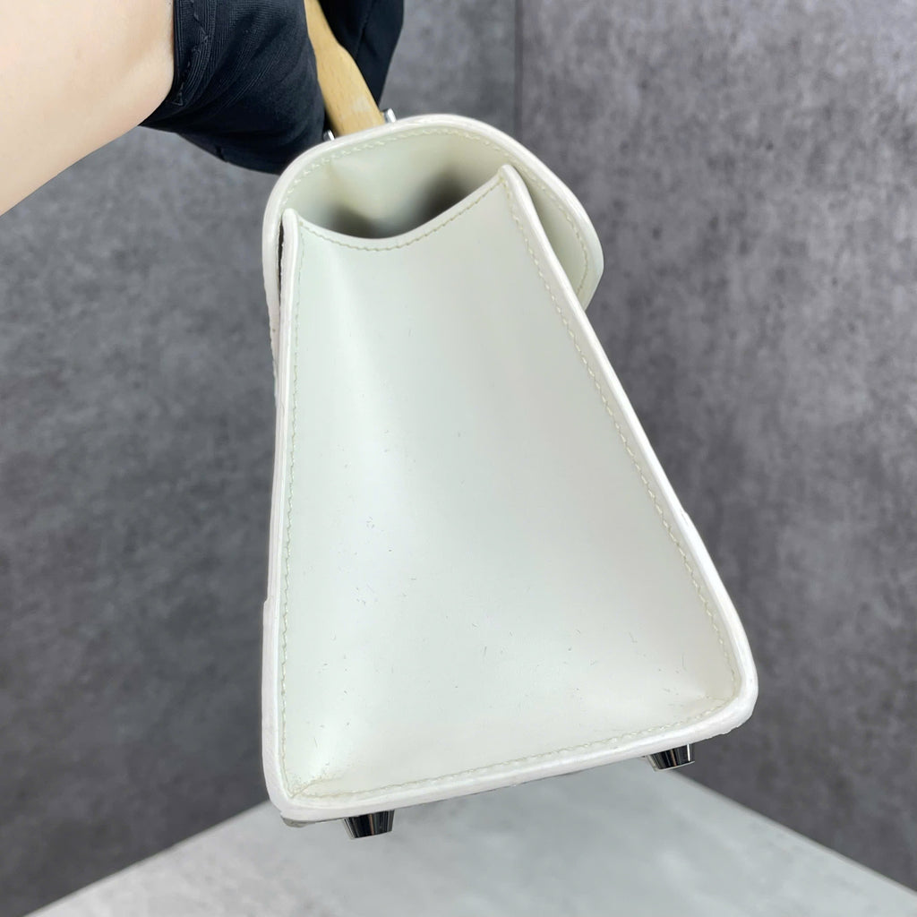 Goyard Saigon PM Goyardine Canvas Màu Trắng – Tay Cầm Gỗ