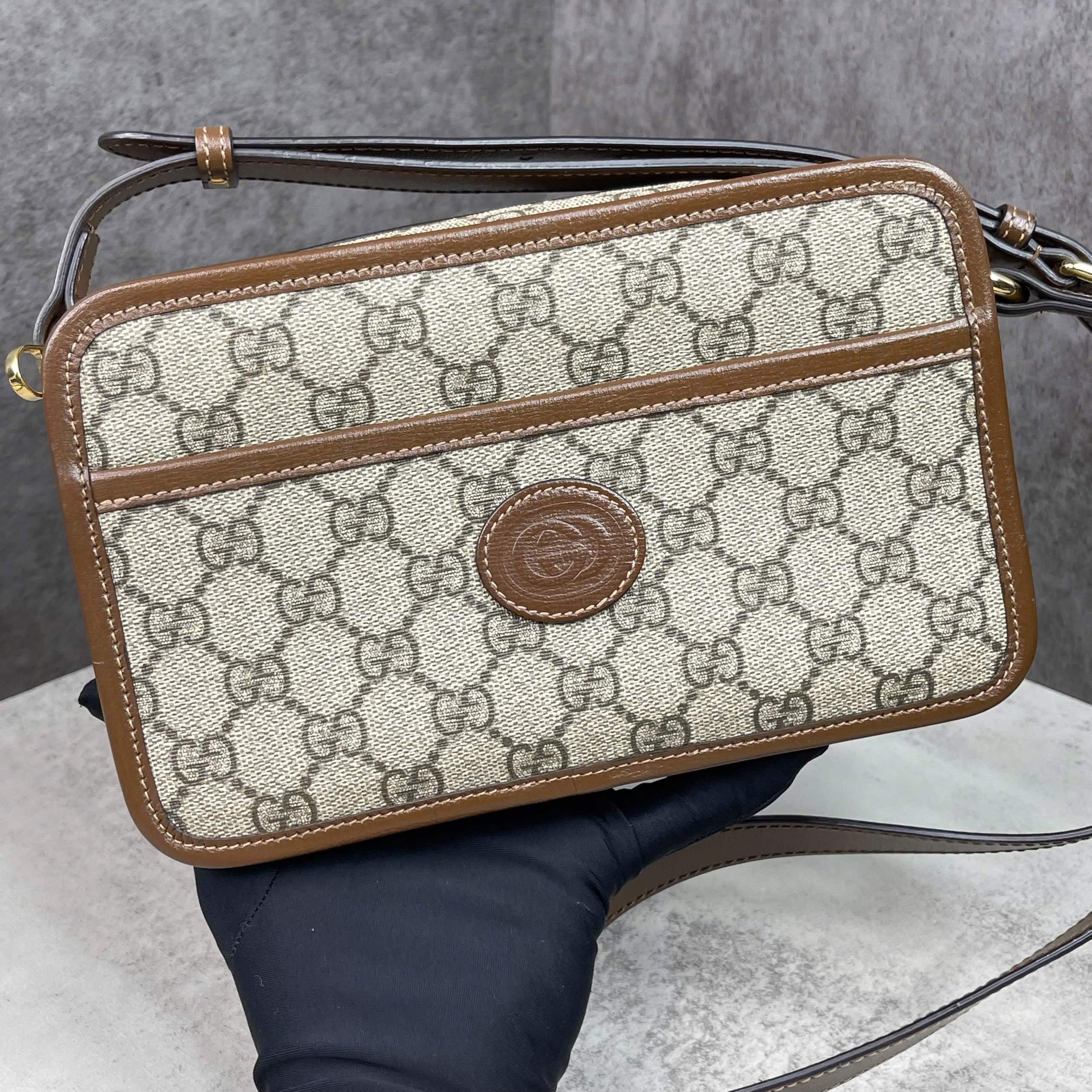 Gucci Vintage GG Supreme Camera Bag Màu Beige Brown