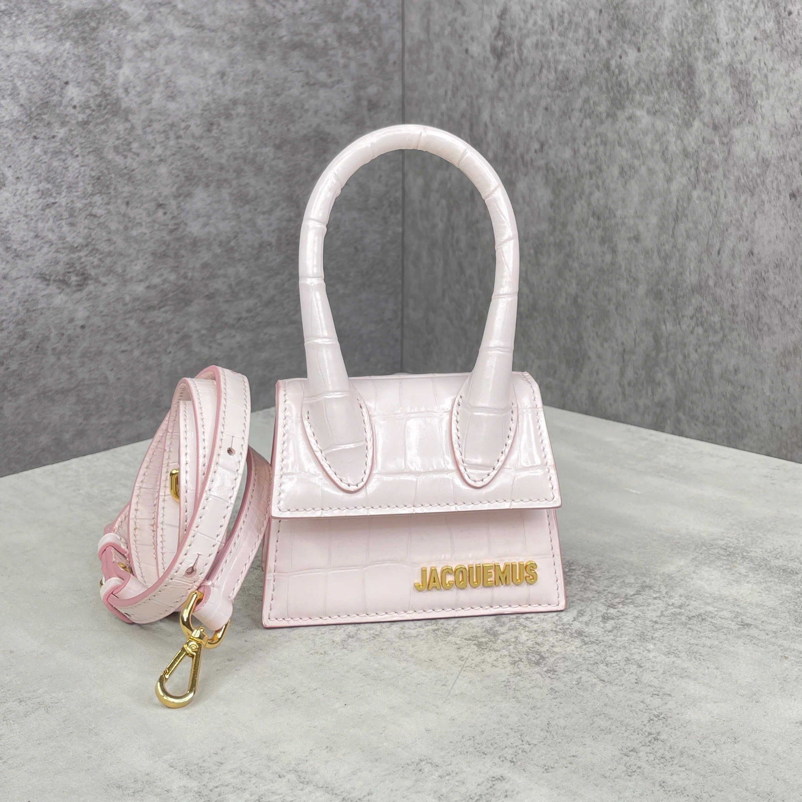 Túi mini Jacquemus Le Chiquito Croc Embossed Pink