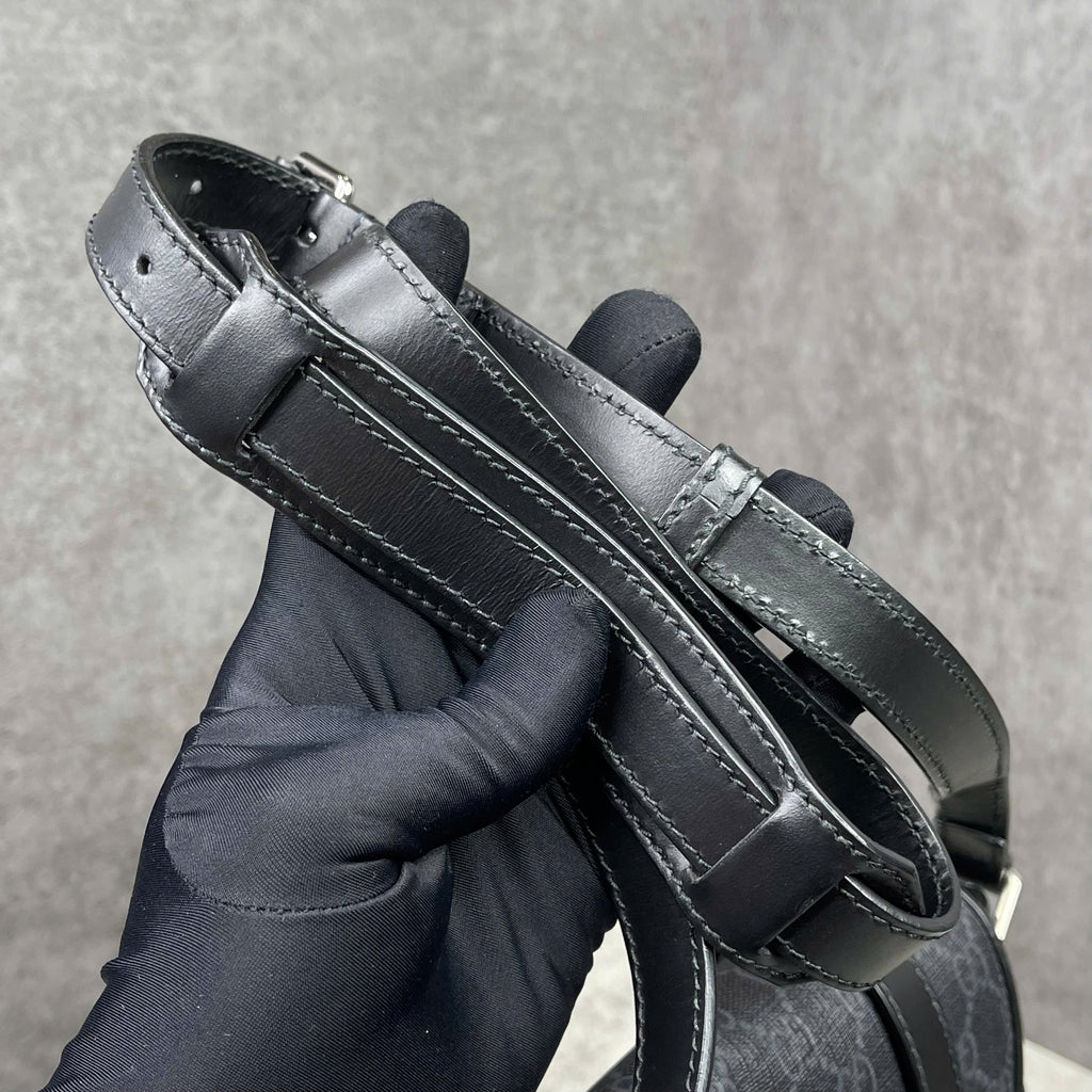 Gucci GG Supreme Messenger Bag màu xám đen