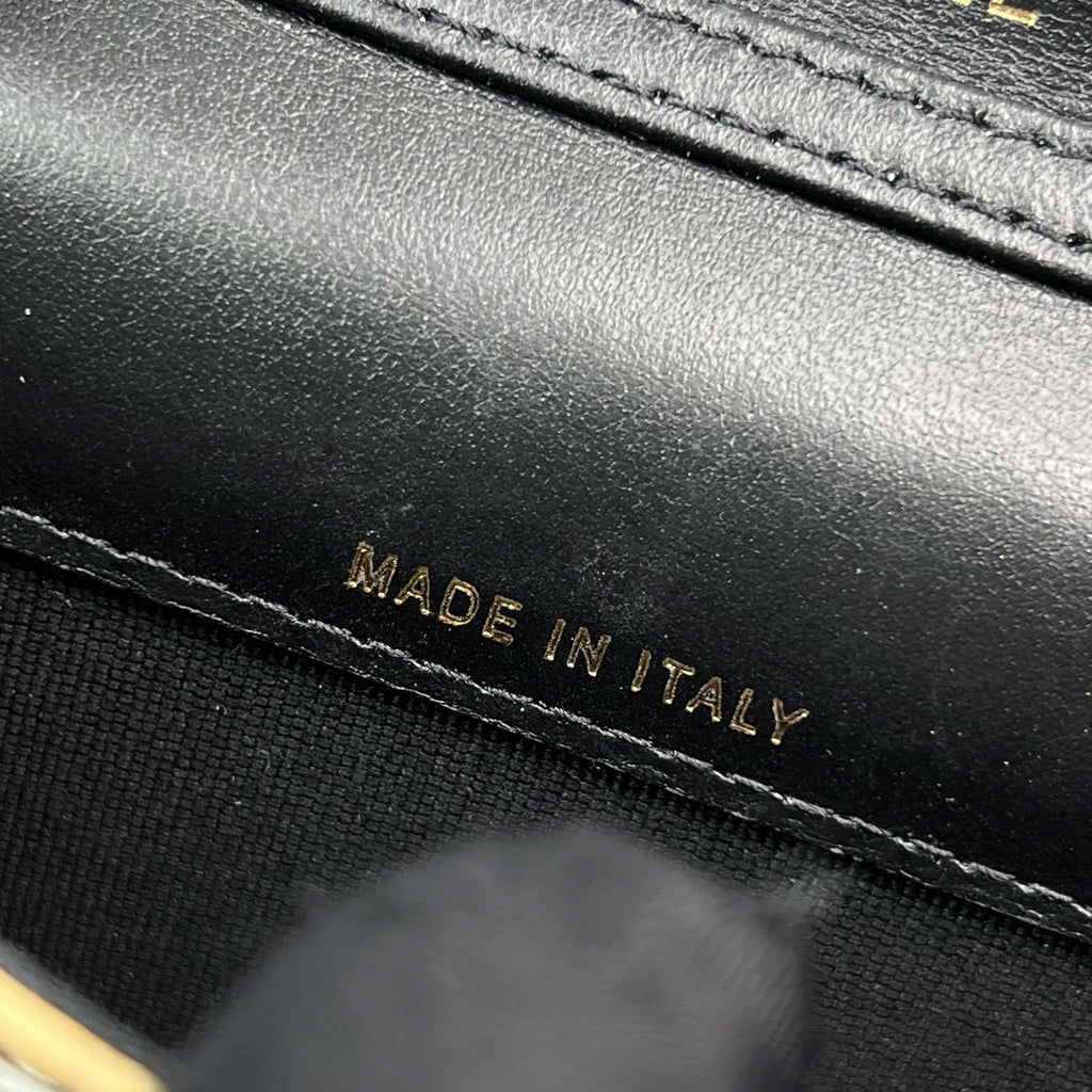 Chanel mini flap bag code chip họa tiết graphic màu đen – vàng