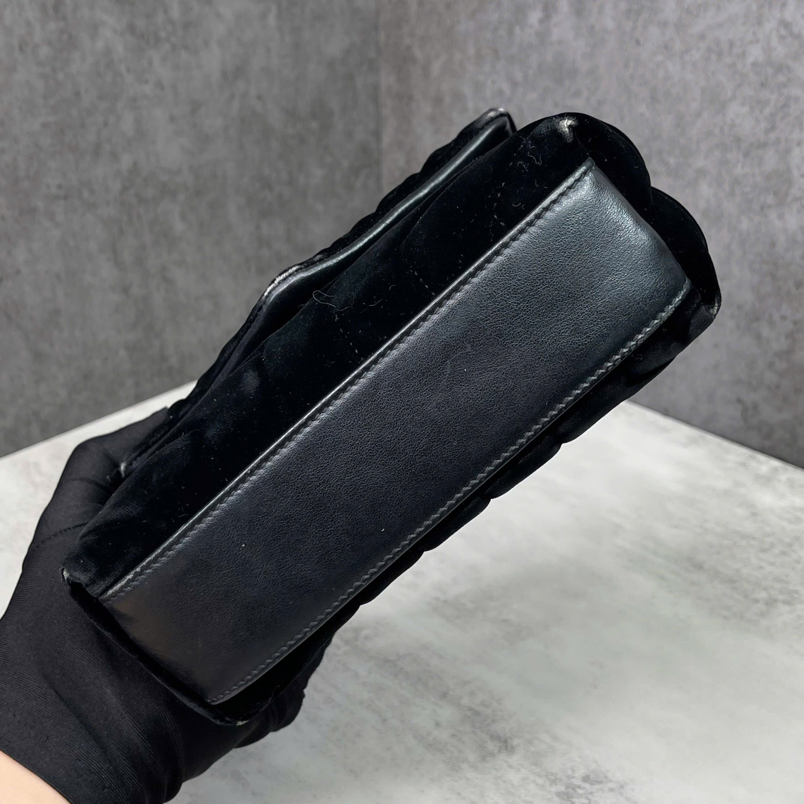 Saint Laurent Envelope Velvet Shoulder Bag Black