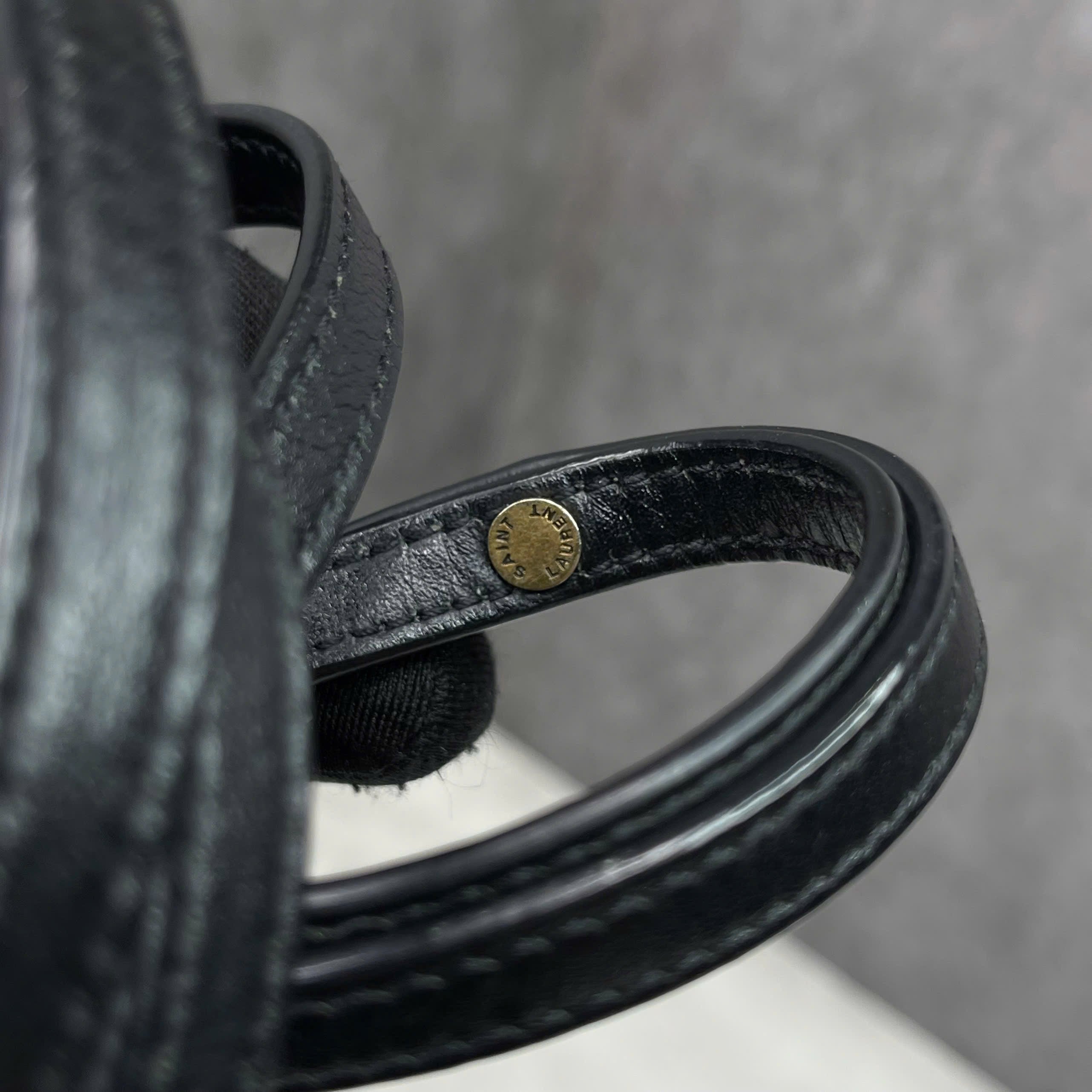 Saint Laurent Envelope Velvet Shoulder Bag Black