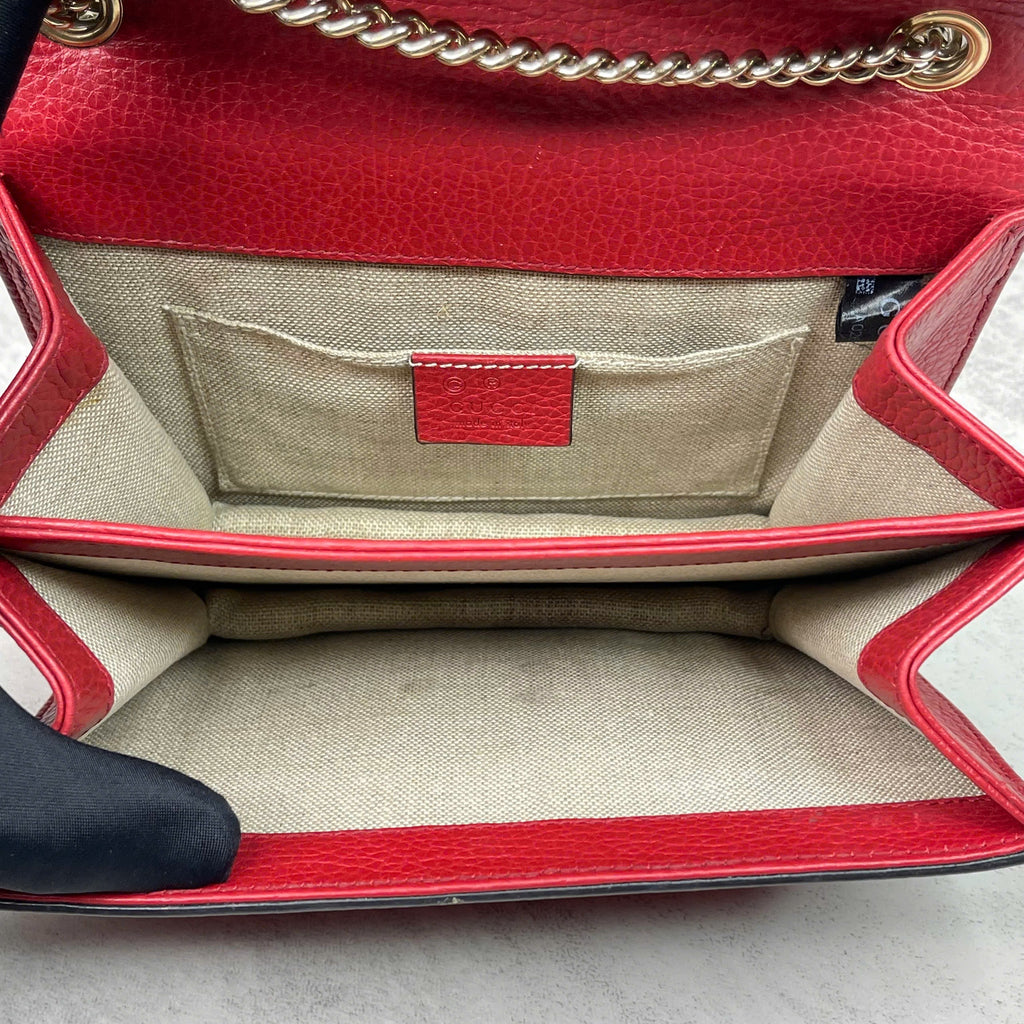 Gucci GG Marmont Small Shoulder Bag da calfskin màu đỏ